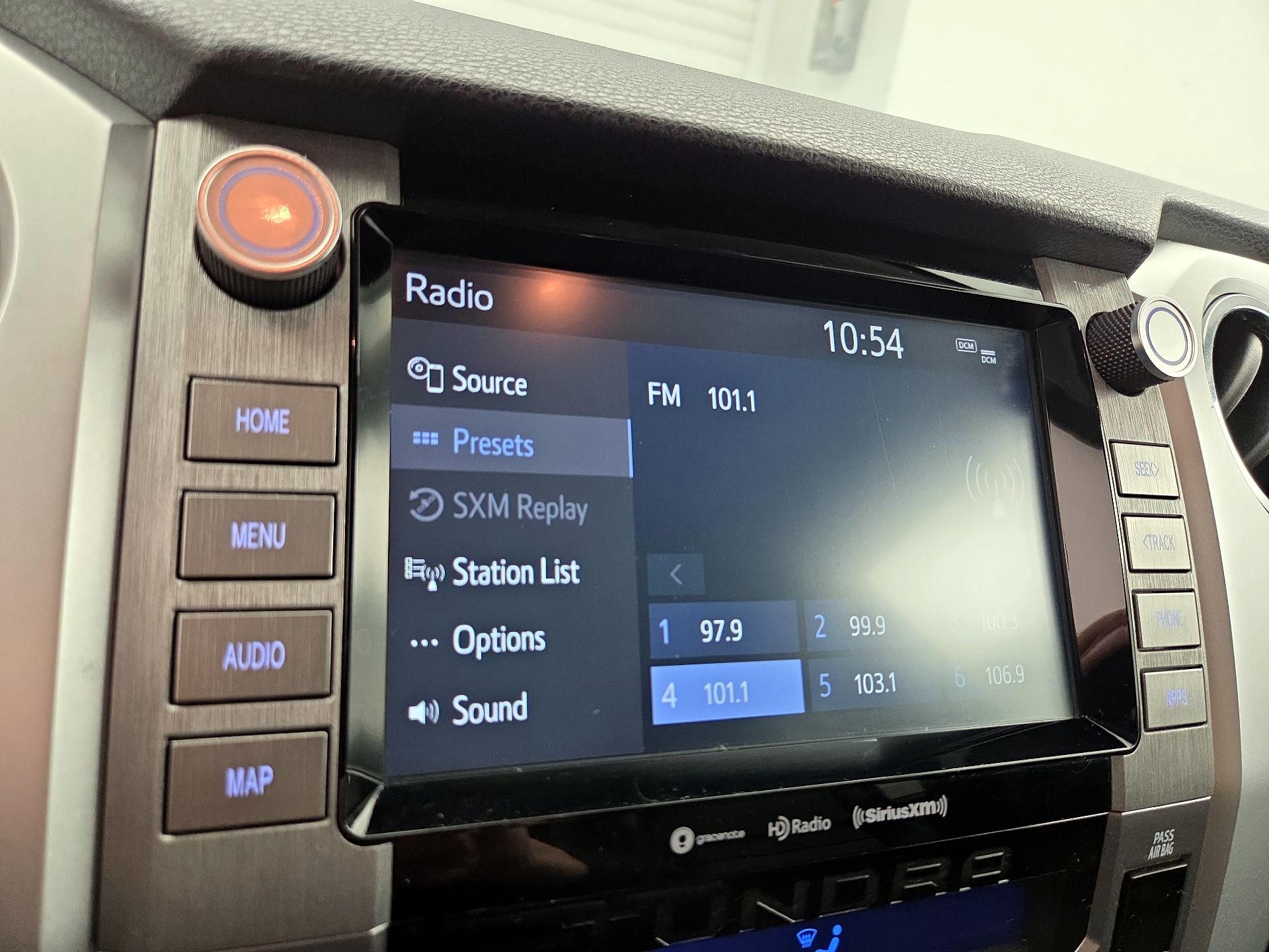 Thumbnail: 2020 Toyota Tundra - 15