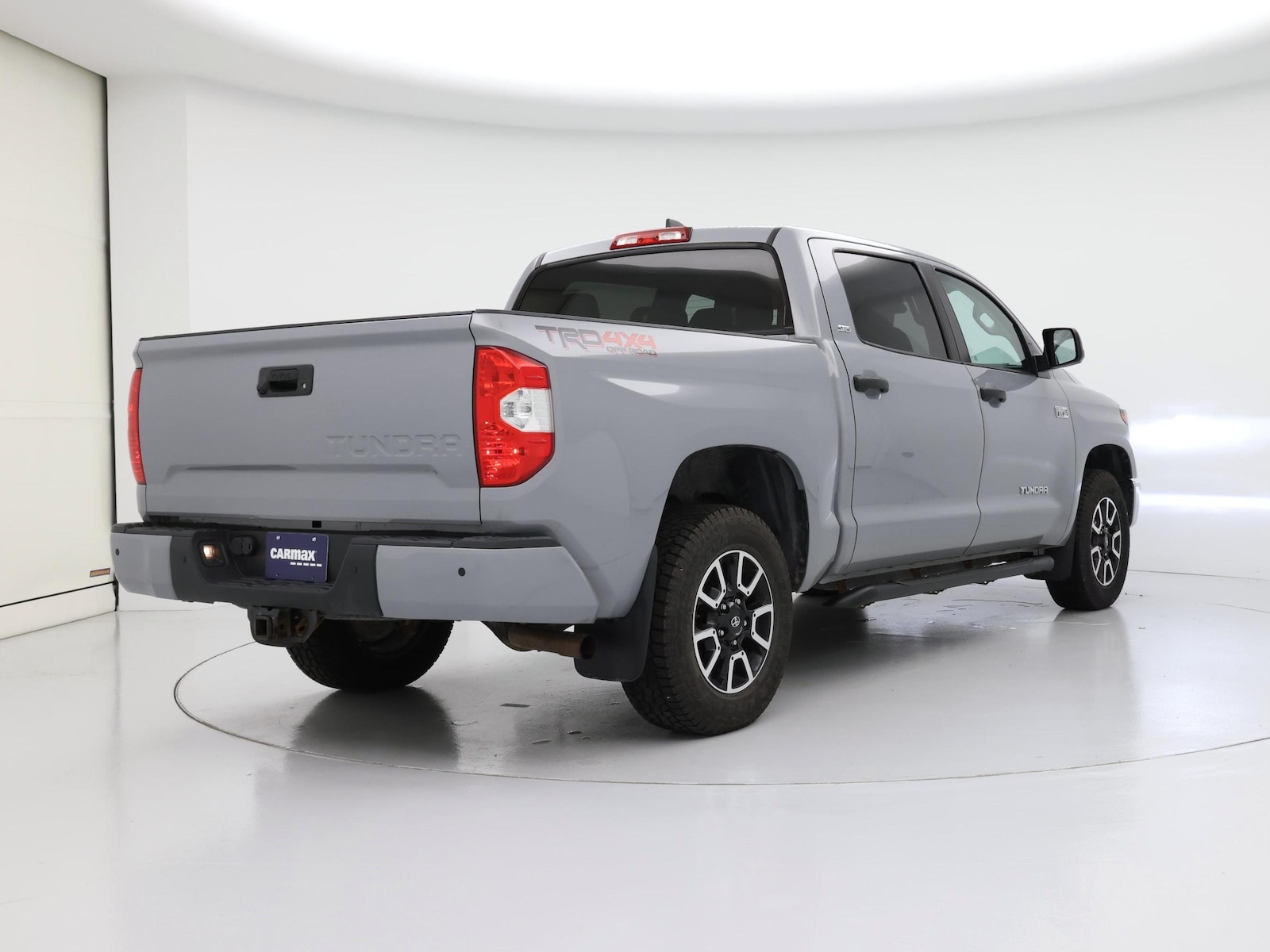2020 Toyota Tundra SR5 - Photo 9