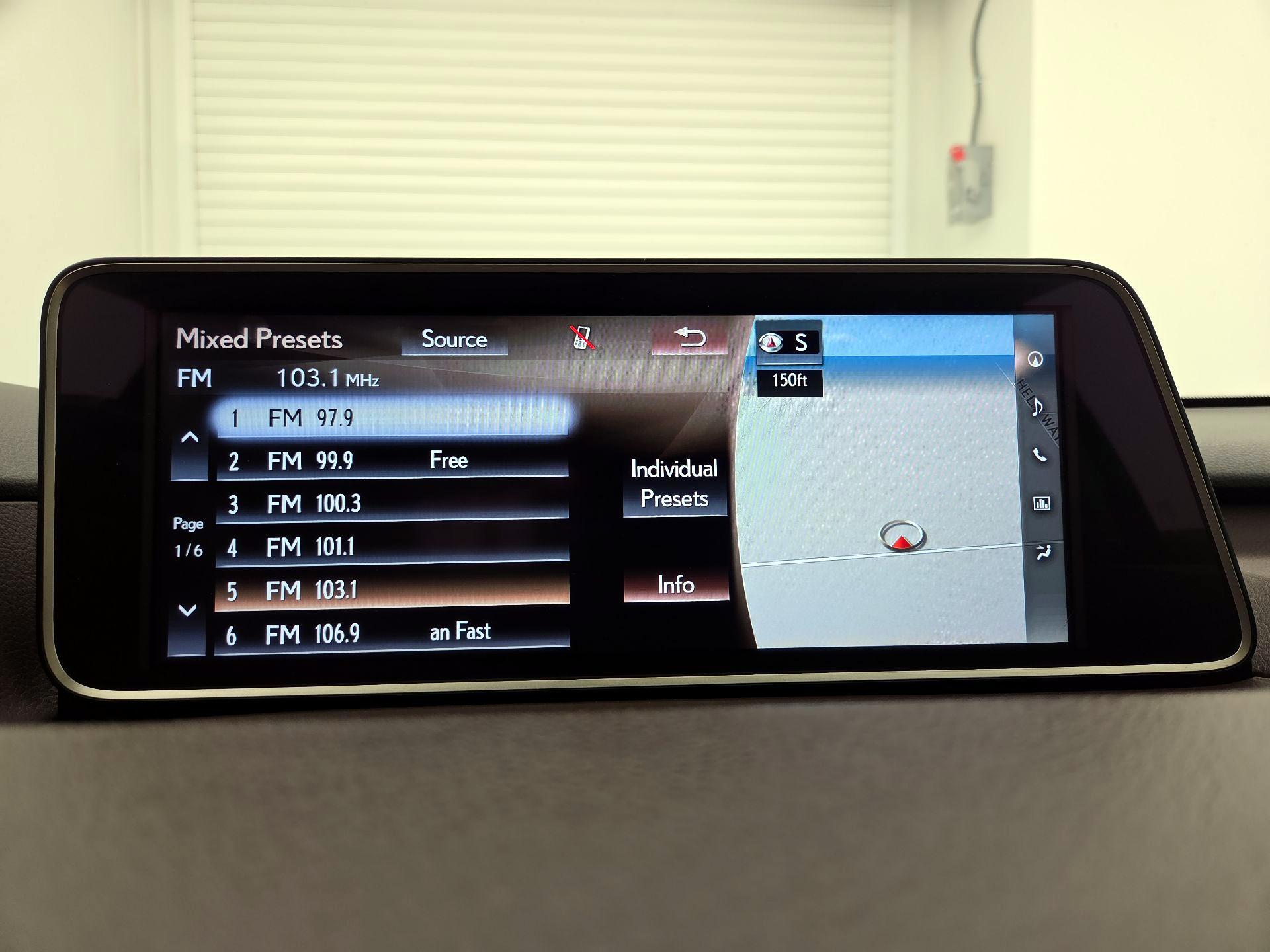 Thumbnail: 2016 Lexus RX - 16