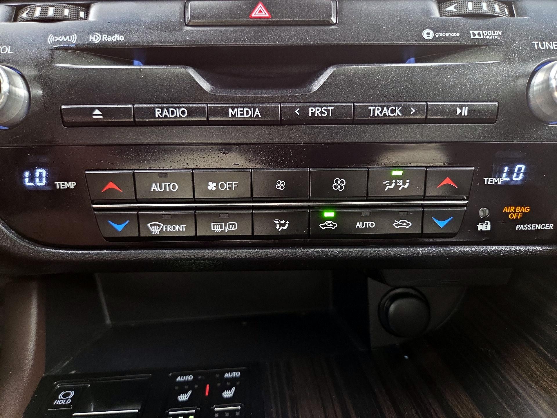 Thumbnail: 2016 Lexus RX - 17
