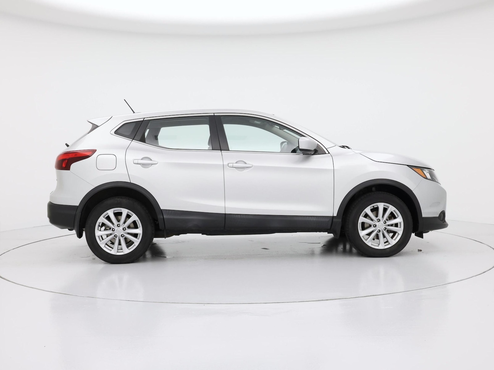 2018 Nissan Rogue Sport S - Photo 8