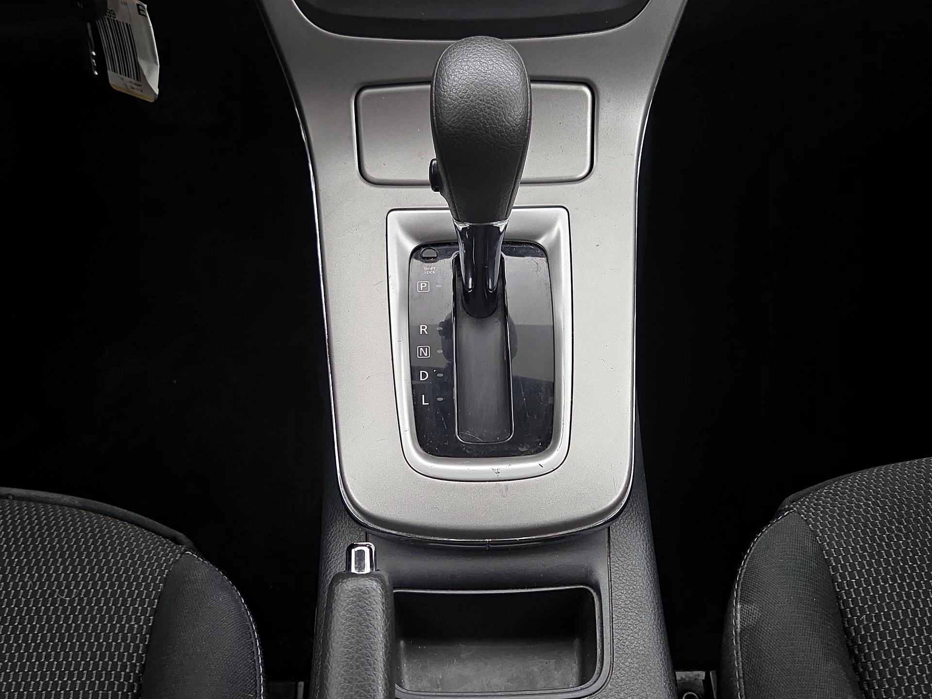Thumbnail: 2015 Nissan Sentra - 16