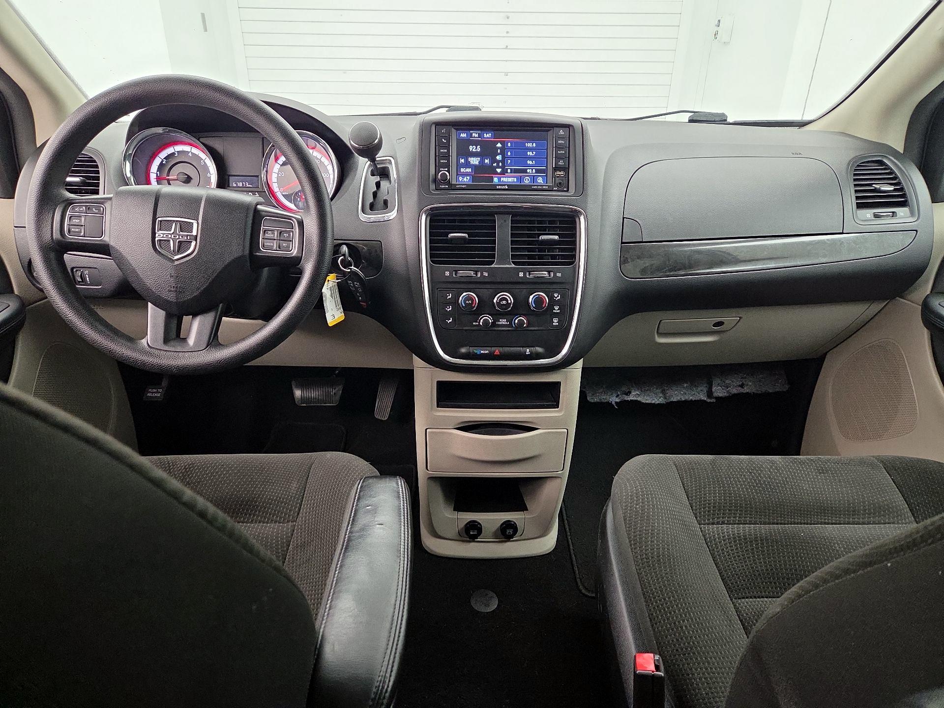 Thumbnail: 2018 Dodge Grand Caravan - 9