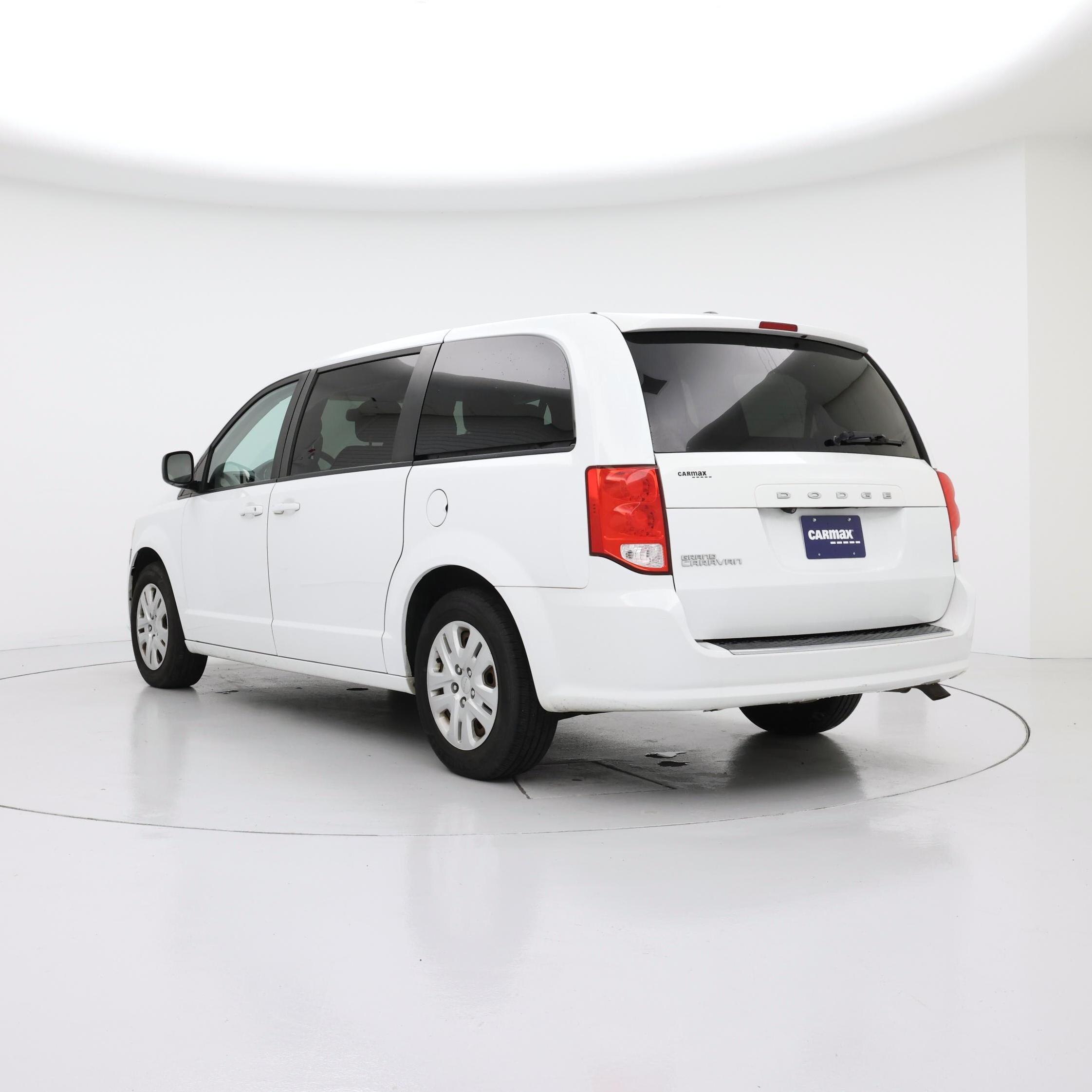 Thumbnail: 2018 Dodge Grand Caravan - 2
