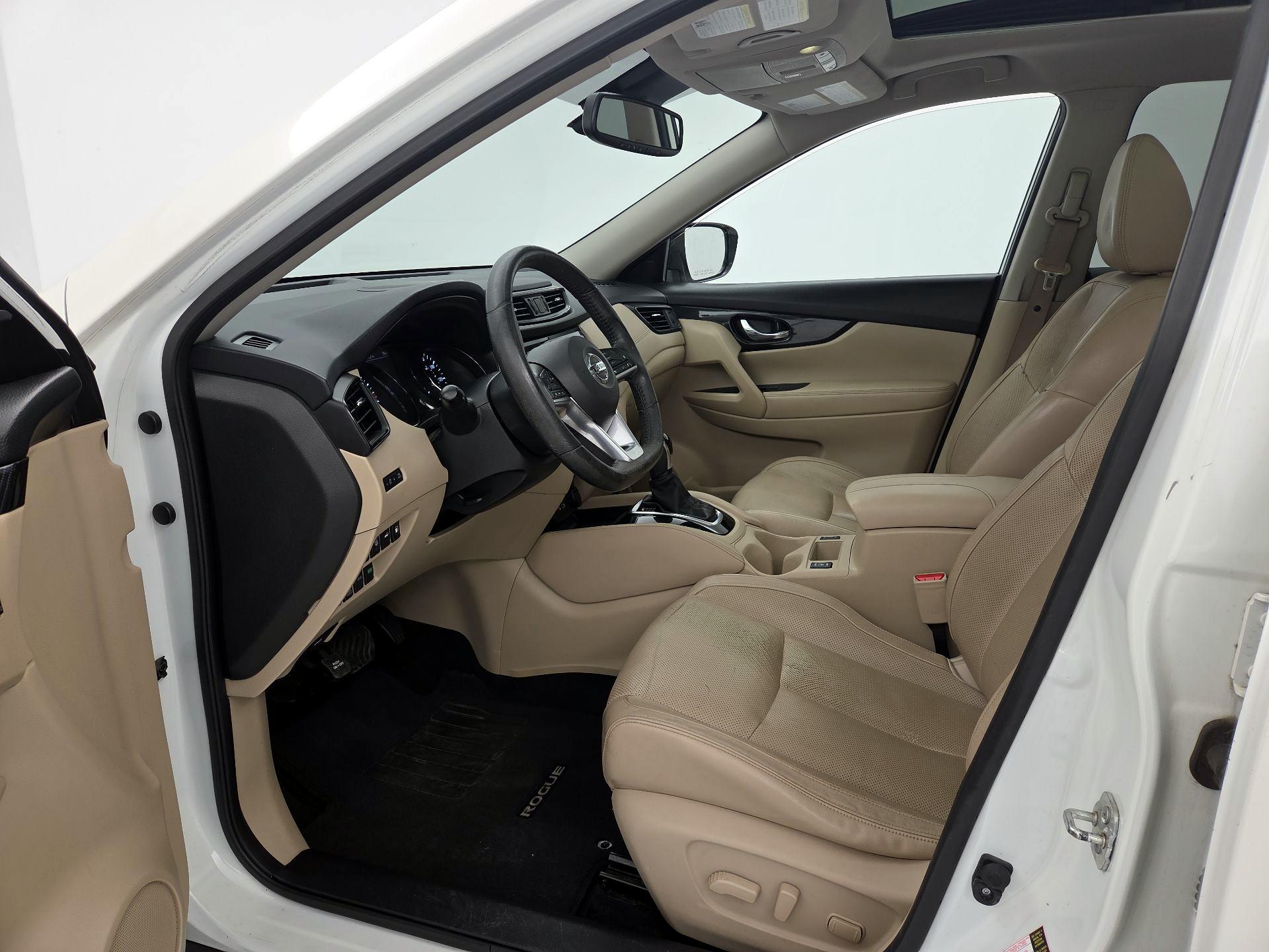 Thumbnail: 2018 Nissan Rogue - 11