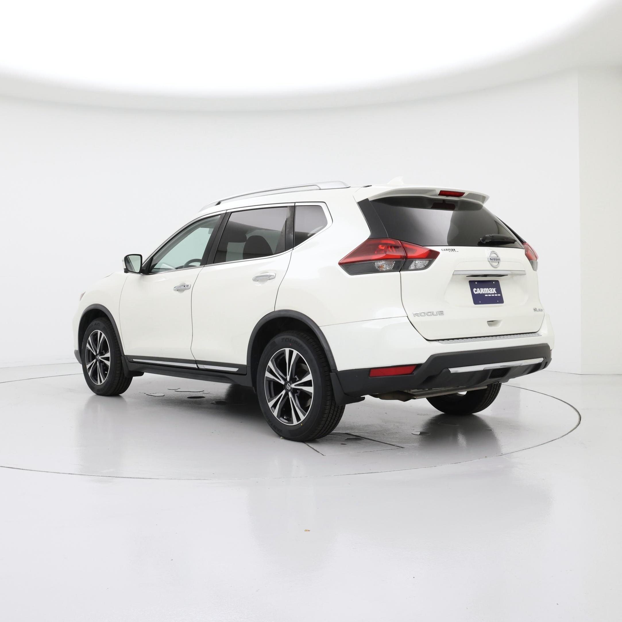 Thumbnail: 2018 Nissan Rogue - 2