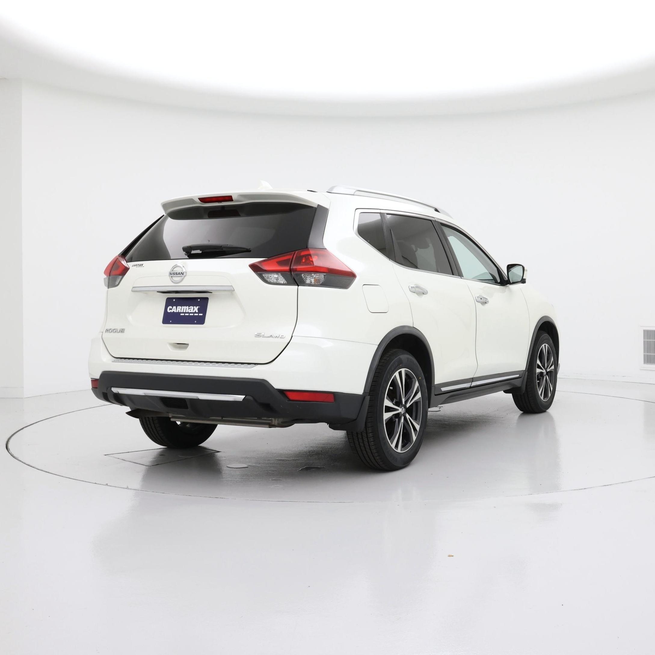 Thumbnail: 2018 Nissan Rogue - 8