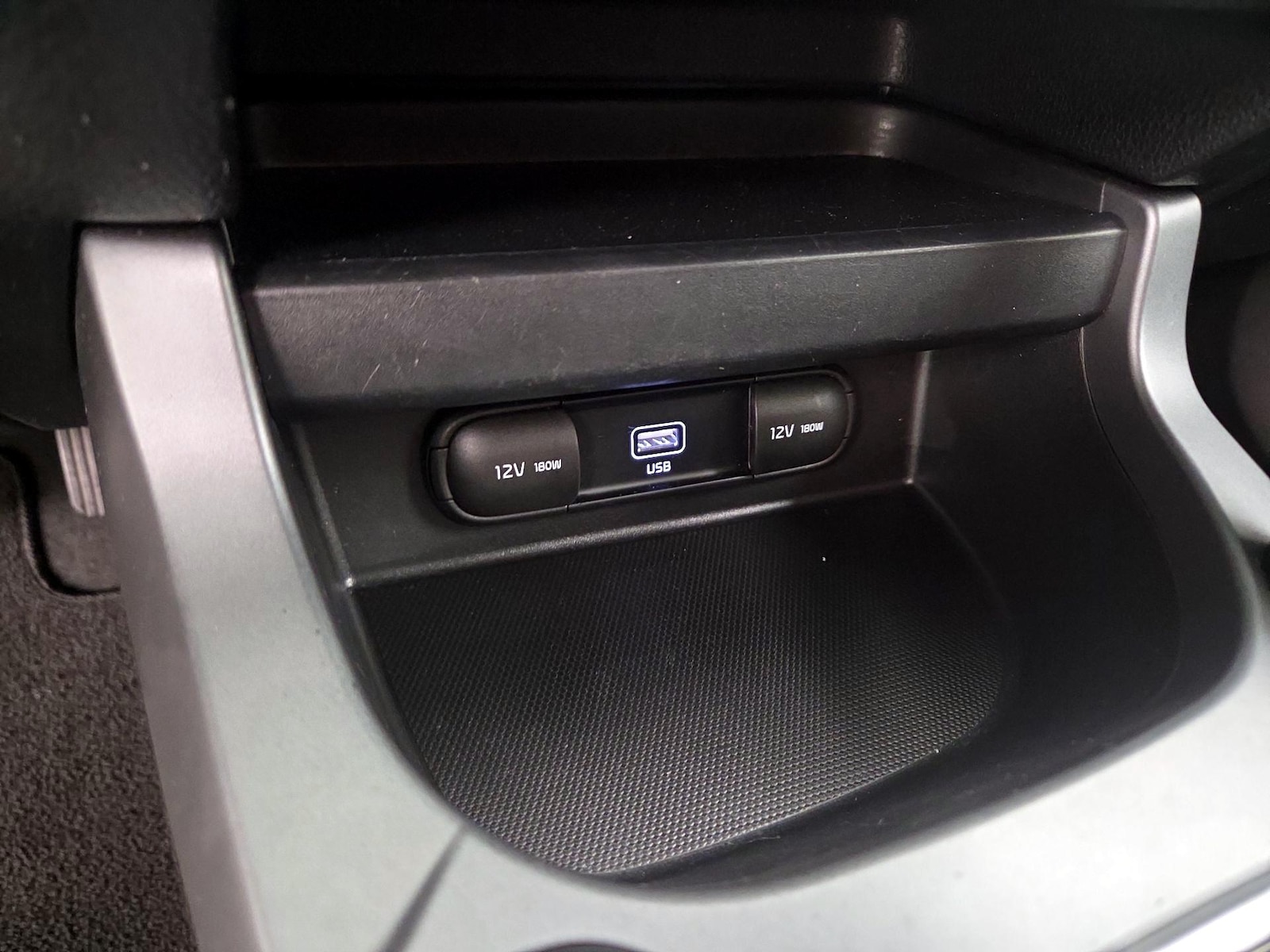 2021 Kia Seltos S - Photo 19
