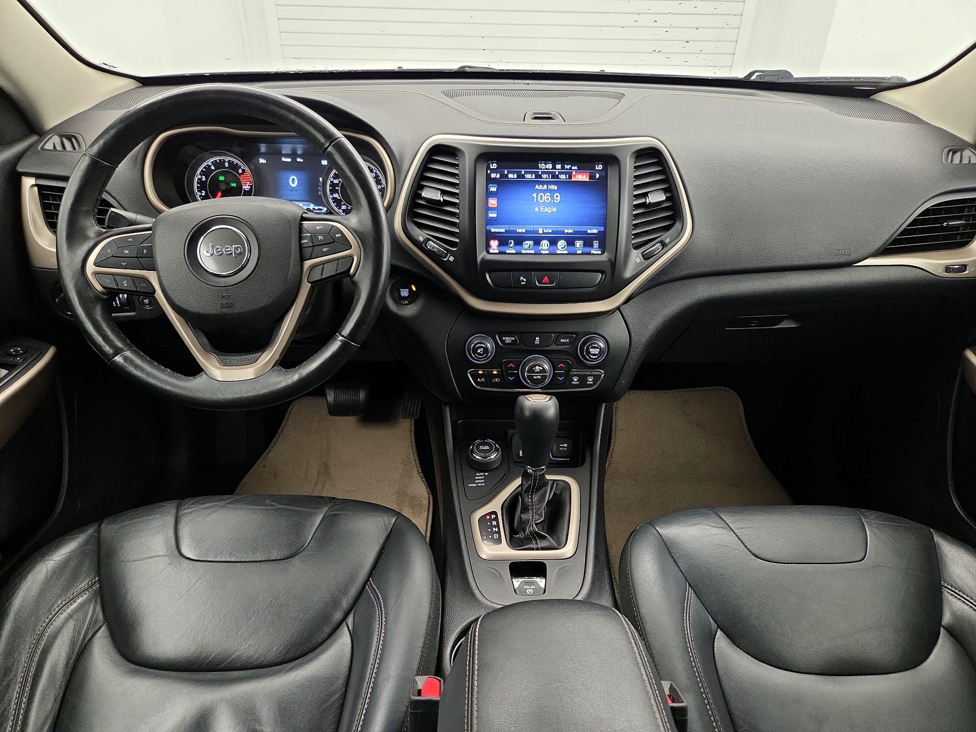 Thumbnail: 2018 Jeep Cherokee - 9