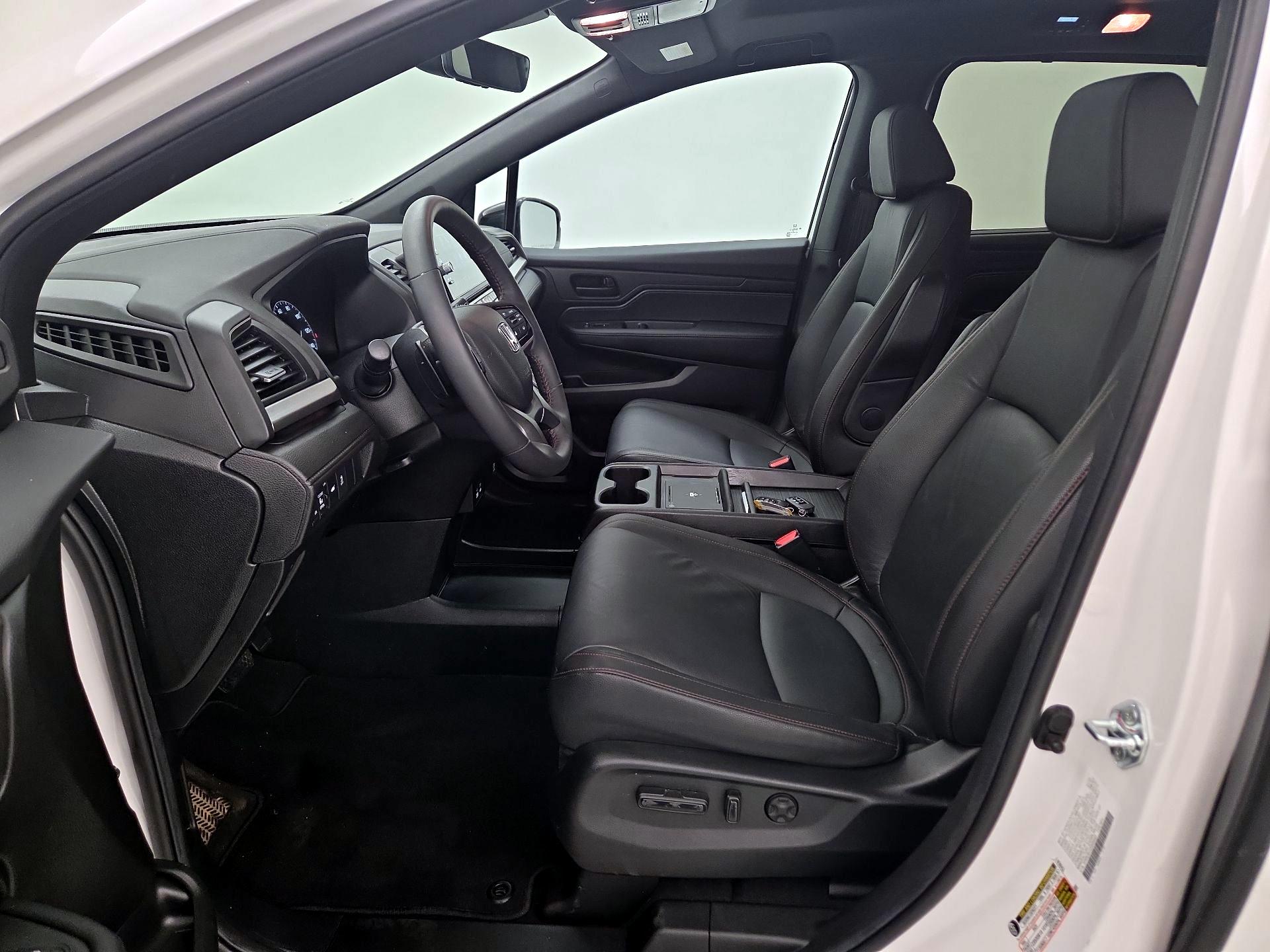 Thumbnail: 2025 Honda Odyssey - 11