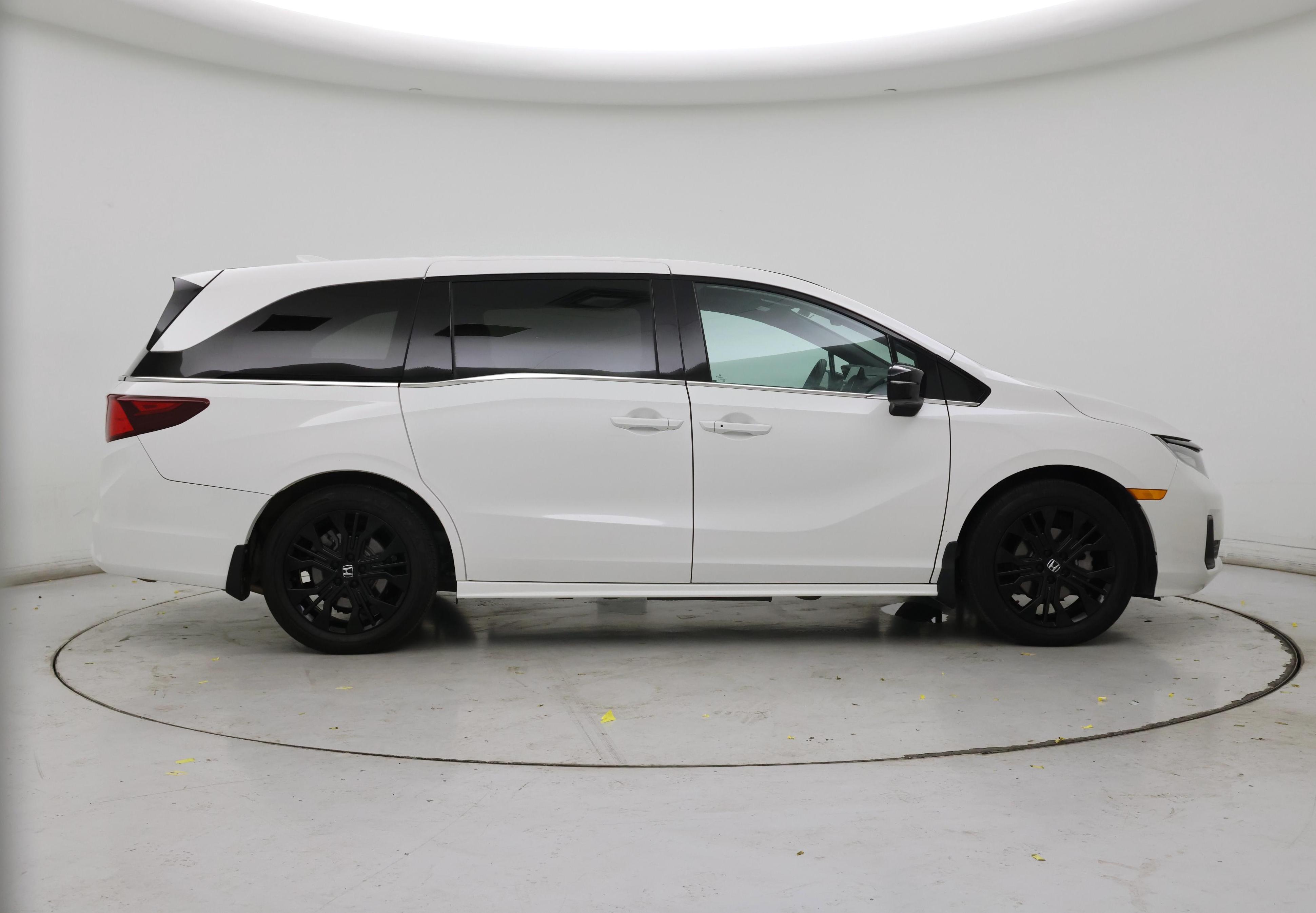 Thumbnail: 2025 Honda Odyssey - 7