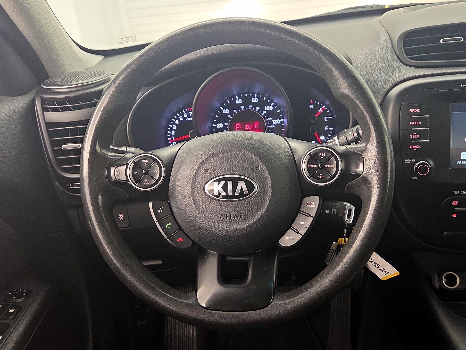 Thumbnail: 2019 Kia Soul - 10