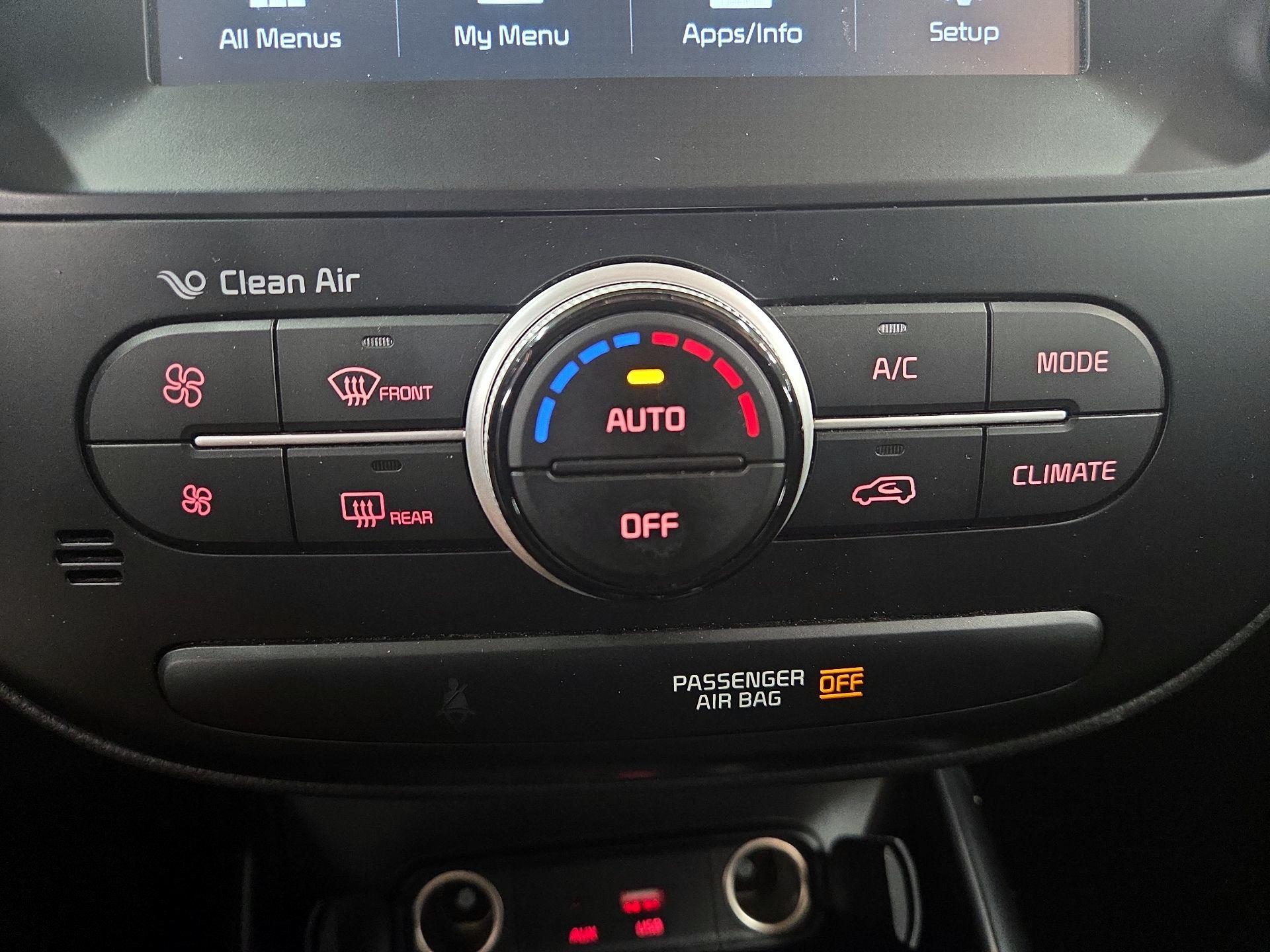 Thumbnail: 2019 Kia Soul - 16