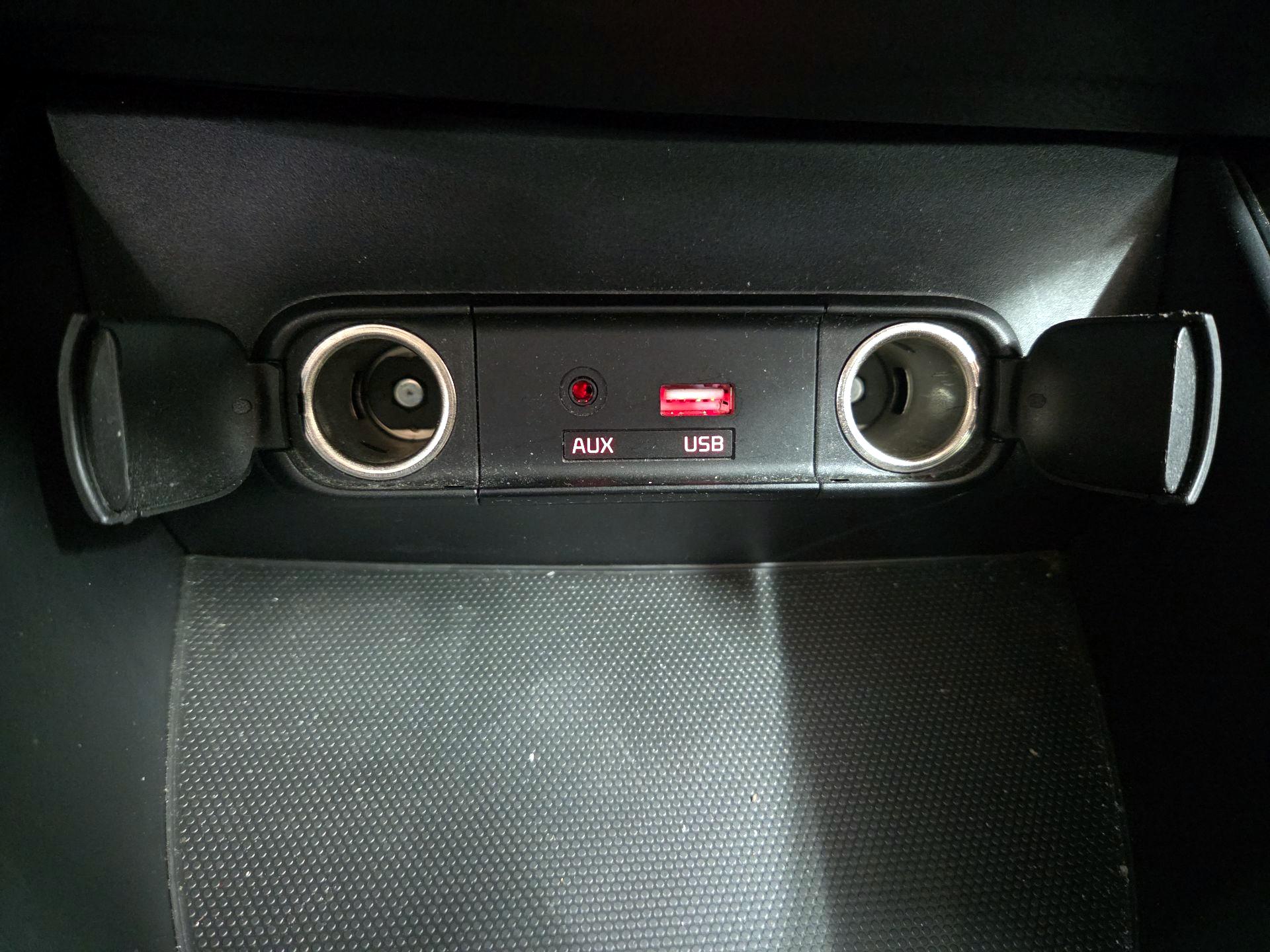 Thumbnail: 2019 Kia Soul - 18