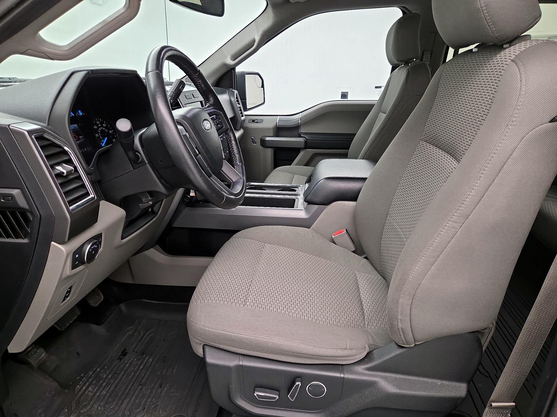Thumbnail: 2017 Ford F-150 - 11