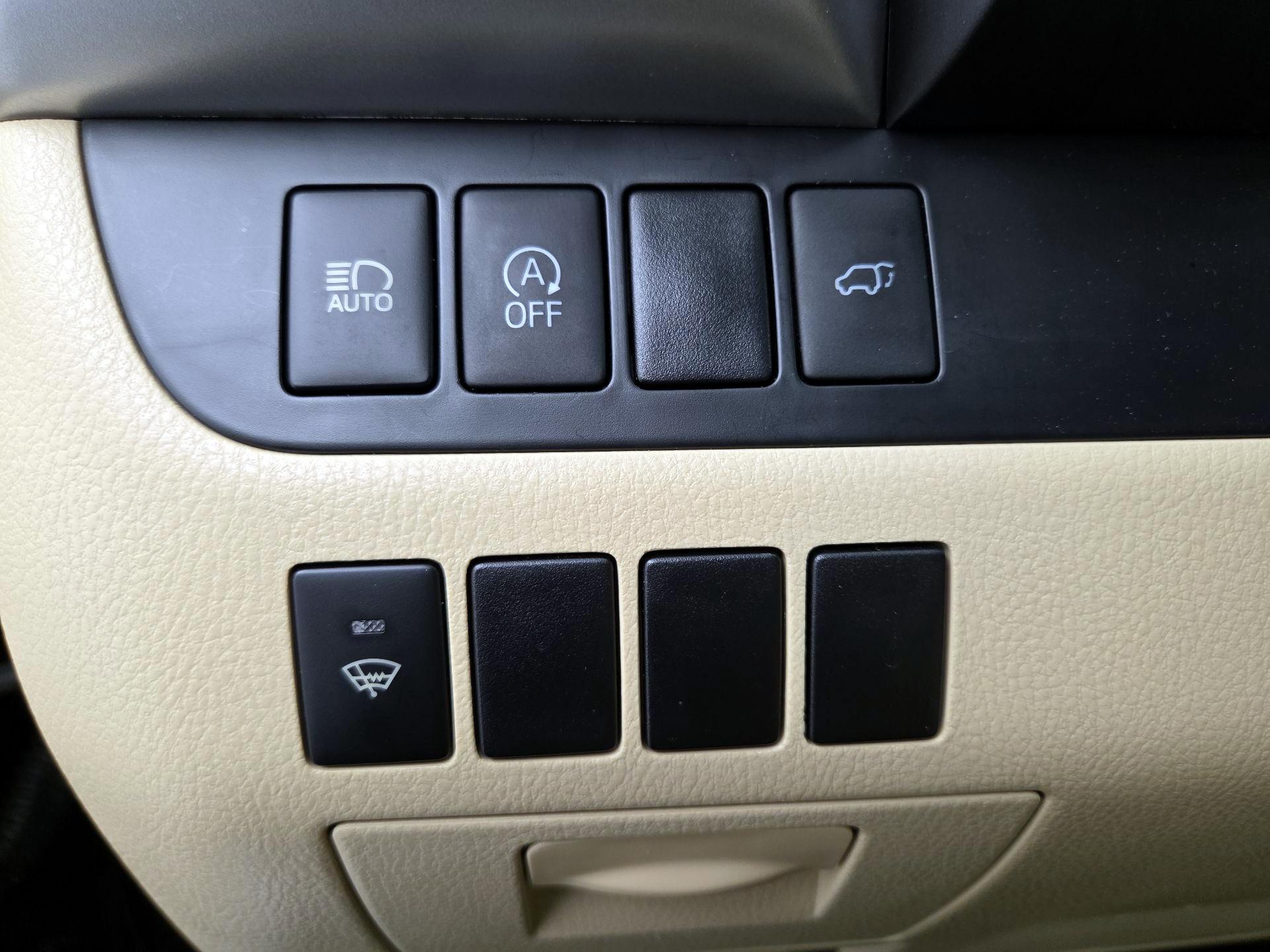 Thumbnail: 2017 Toyota Highlander - 13