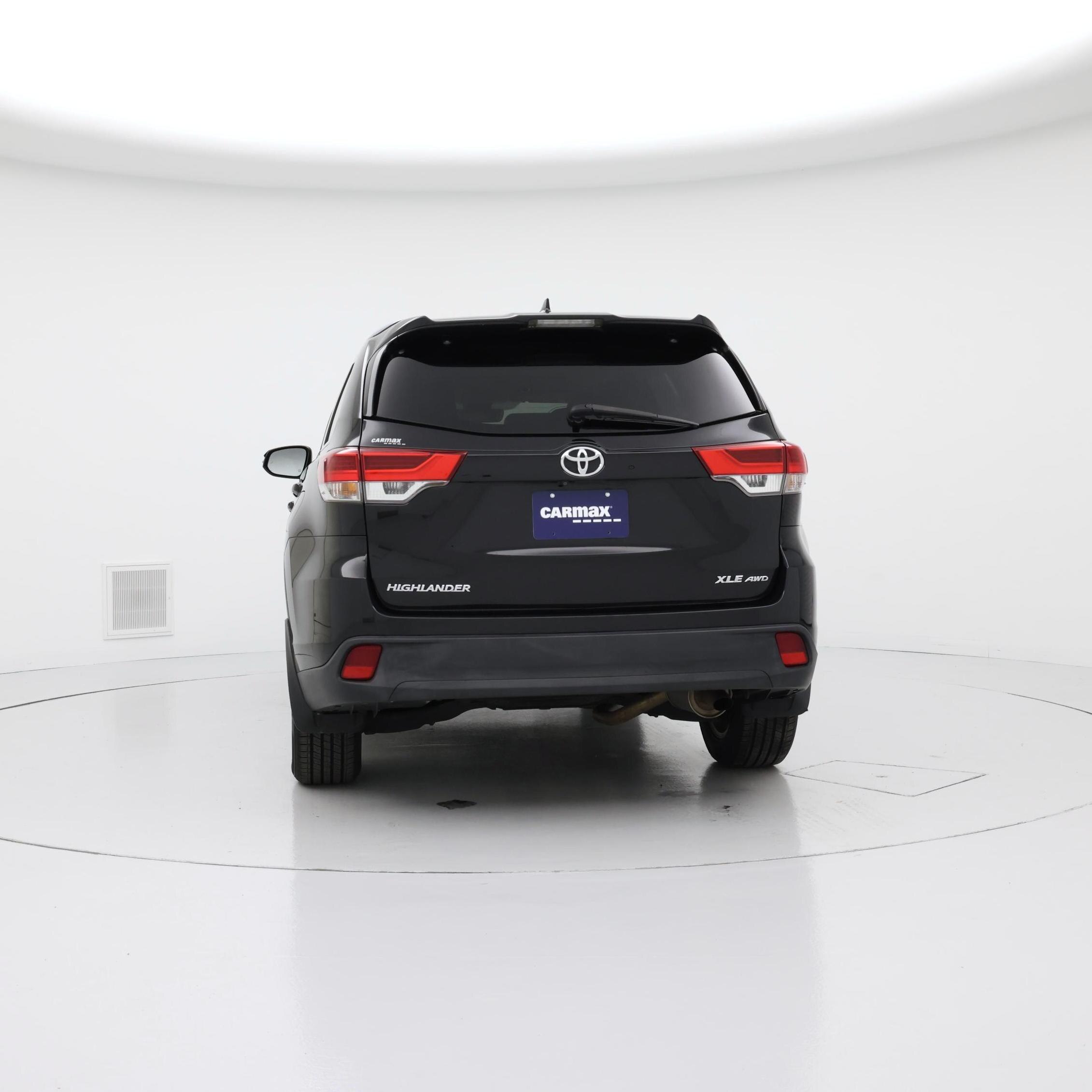 Thumbnail: 2017 Toyota Highlander - 6