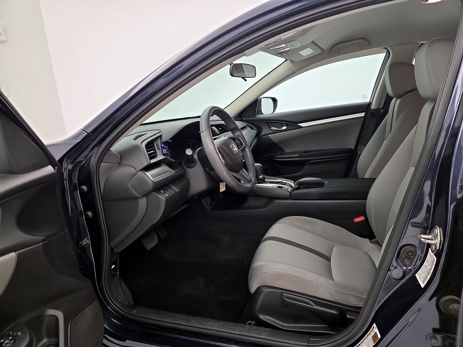 Thumbnail: 2016 Honda Civic - 11