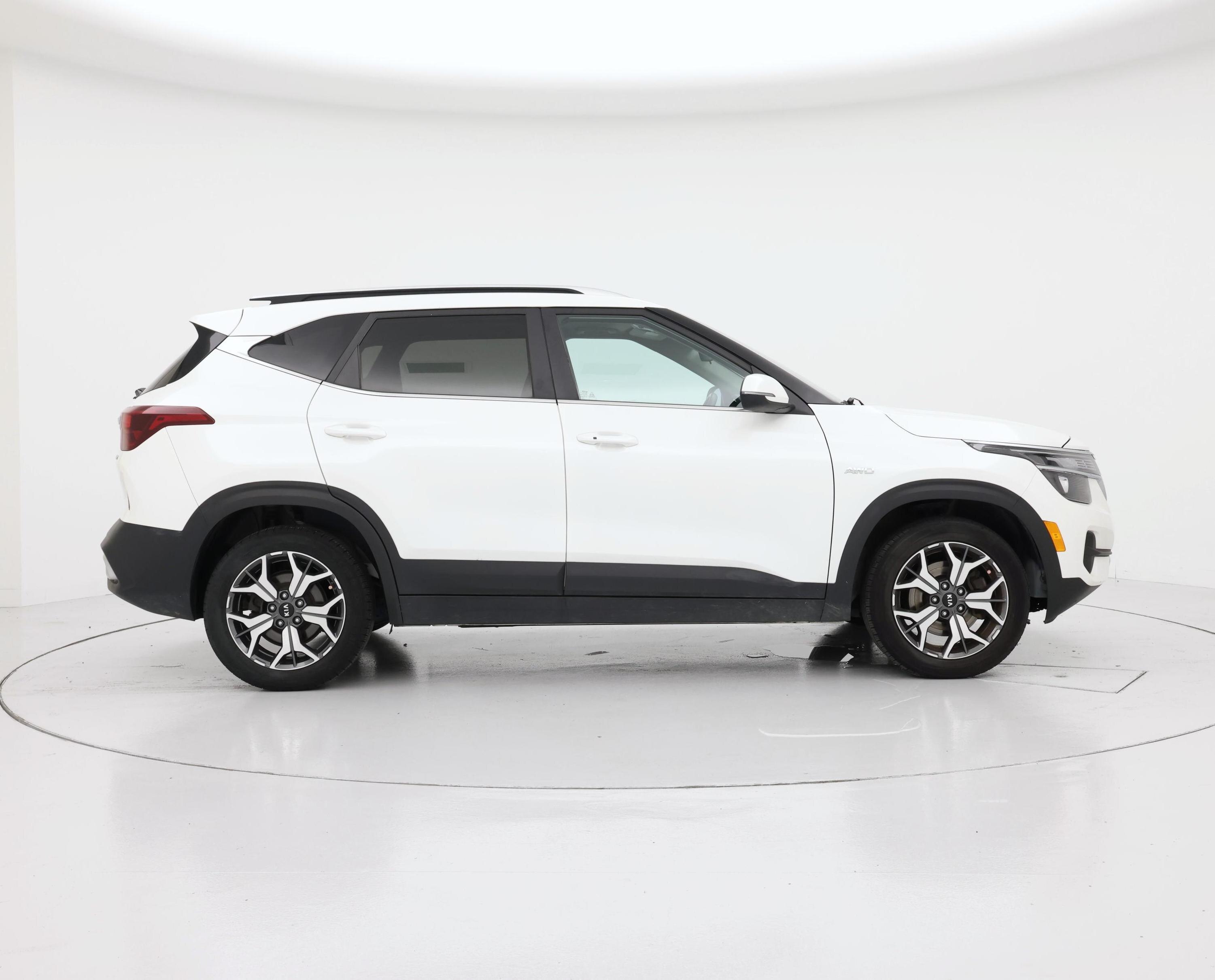 Thumbnail: 2021 Kia Seltos - 7