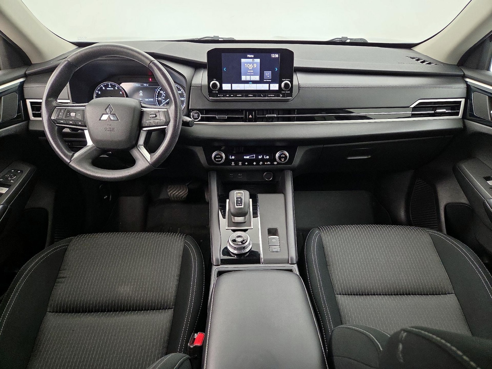 2022 Mitsubishi Outlander ES - Photo 10