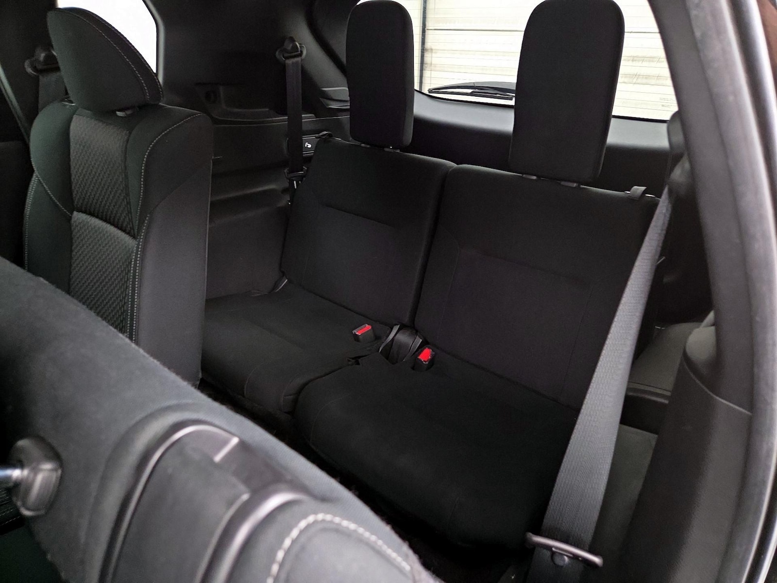 2022 Mitsubishi Outlander ES - Photo 21