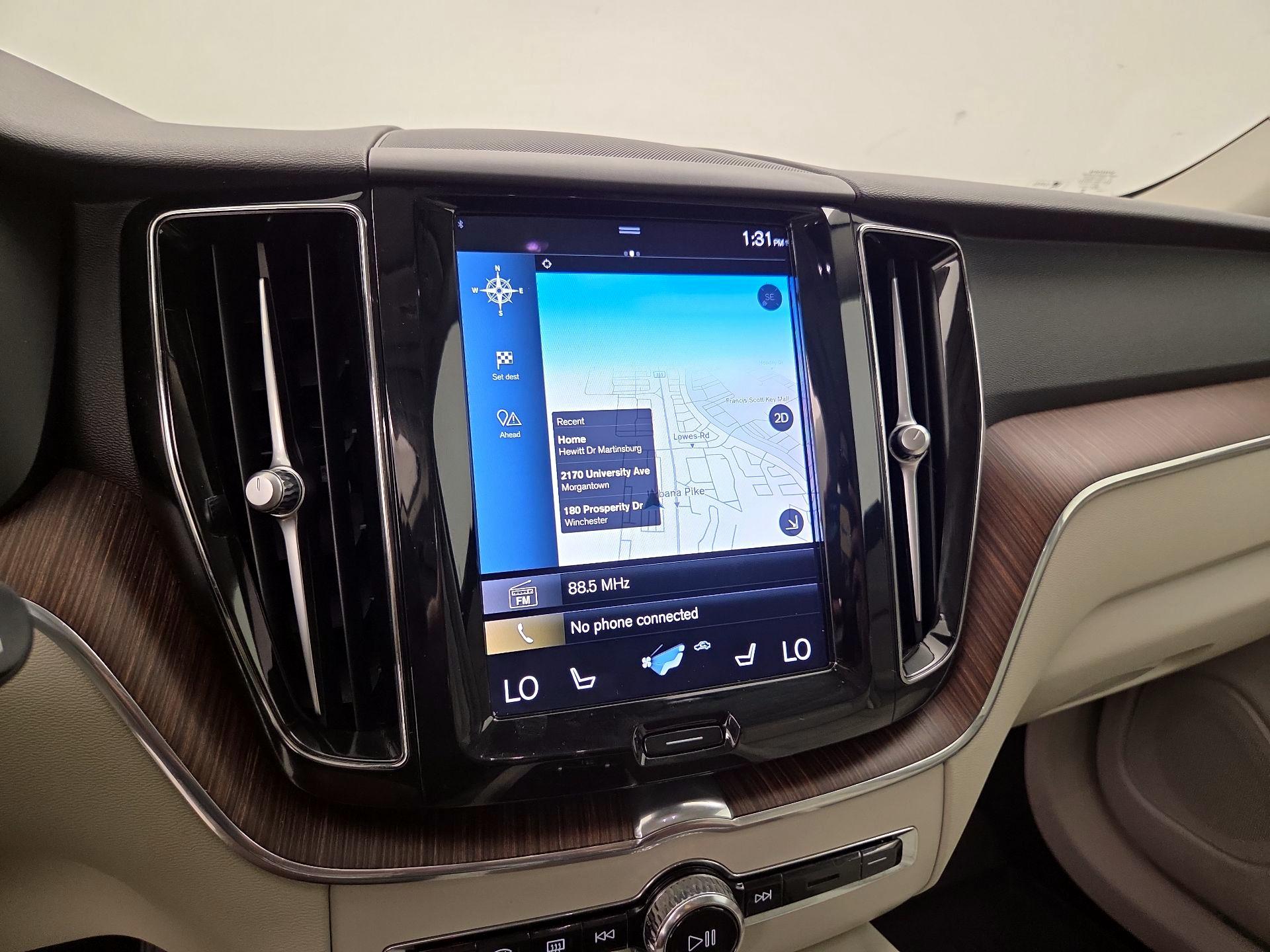Thumbnail: 2021 Volvo XC60 - 14
