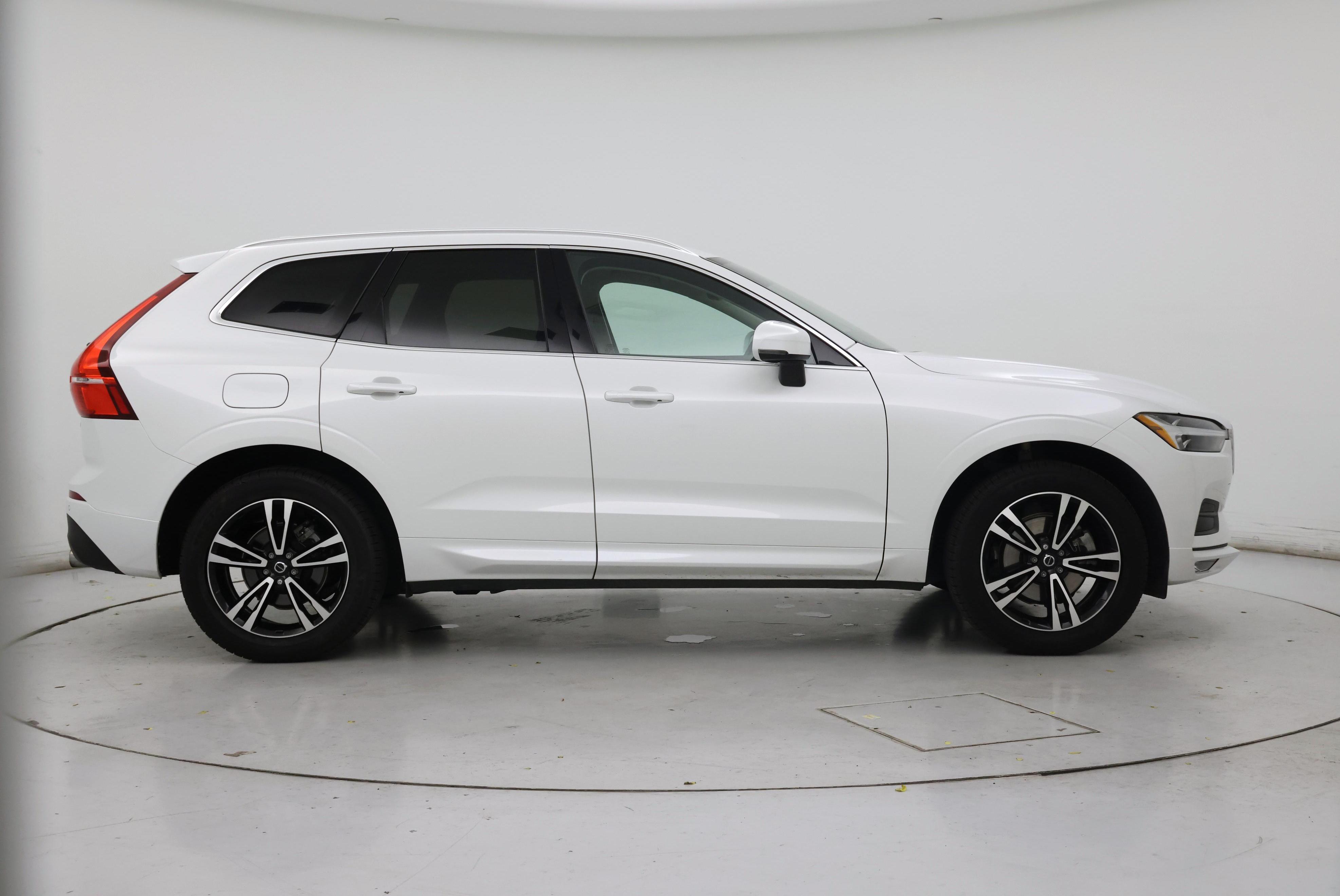 Thumbnail: 2021 Volvo XC60 - 7