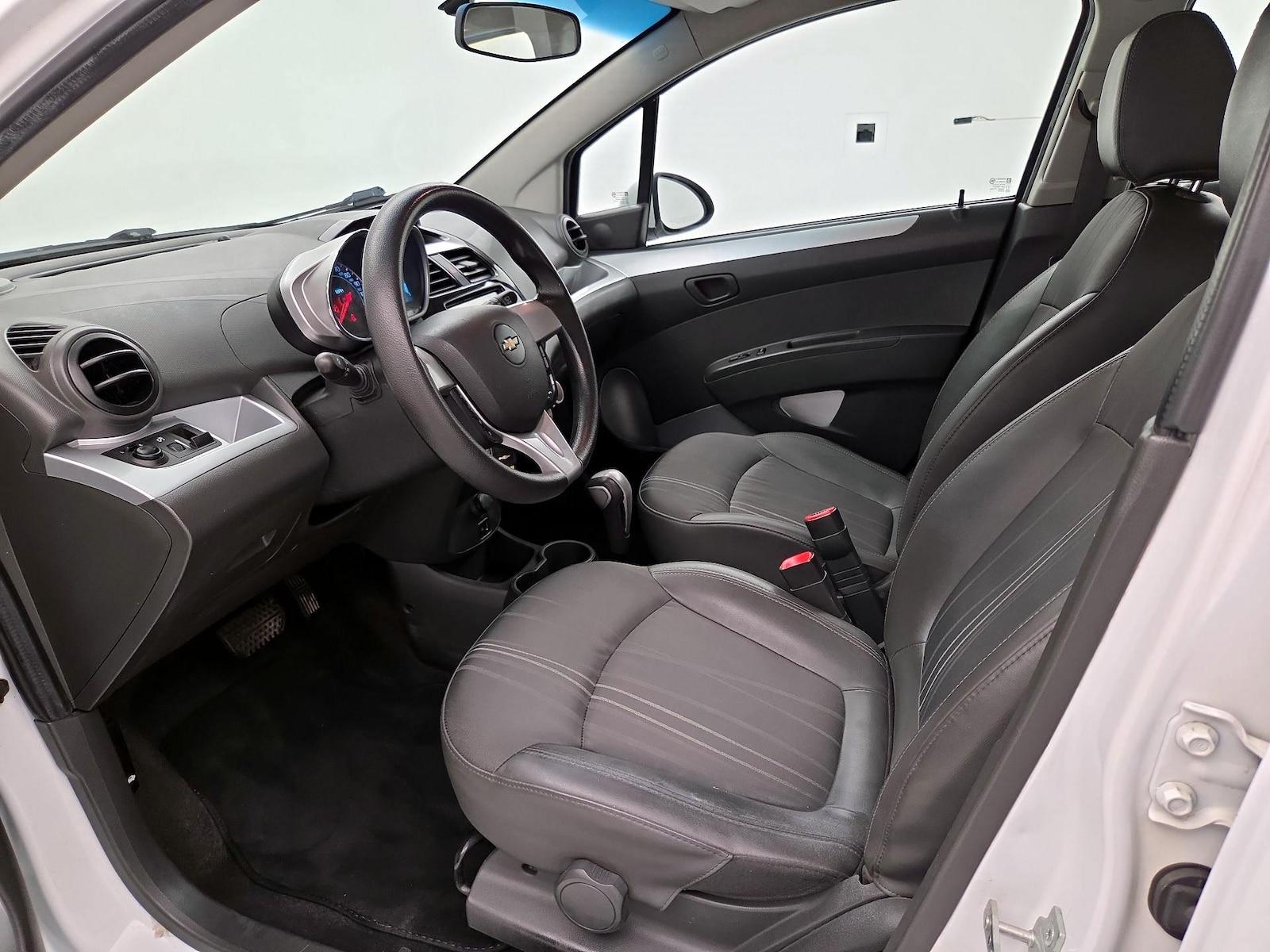 2014 Chevrolet Spark 1LT - Photo 12