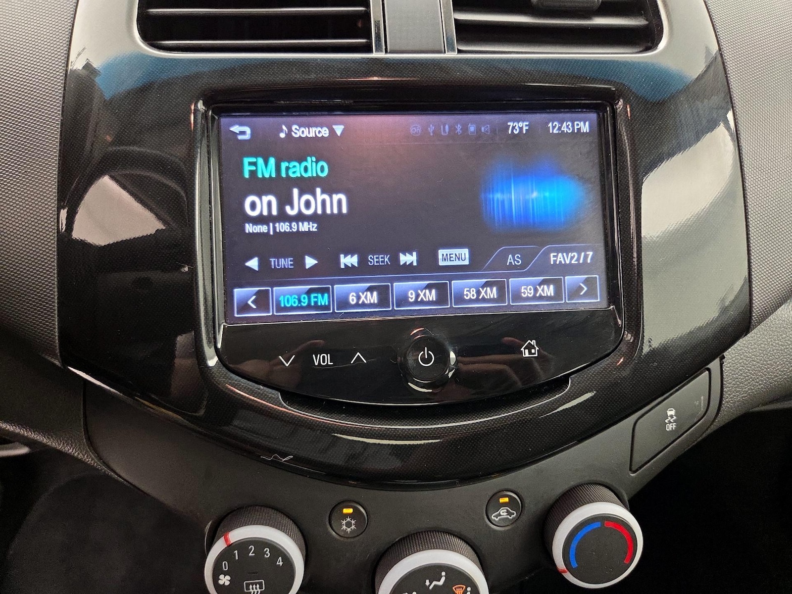 2014 Chevrolet Spark 1LT - Photo 15