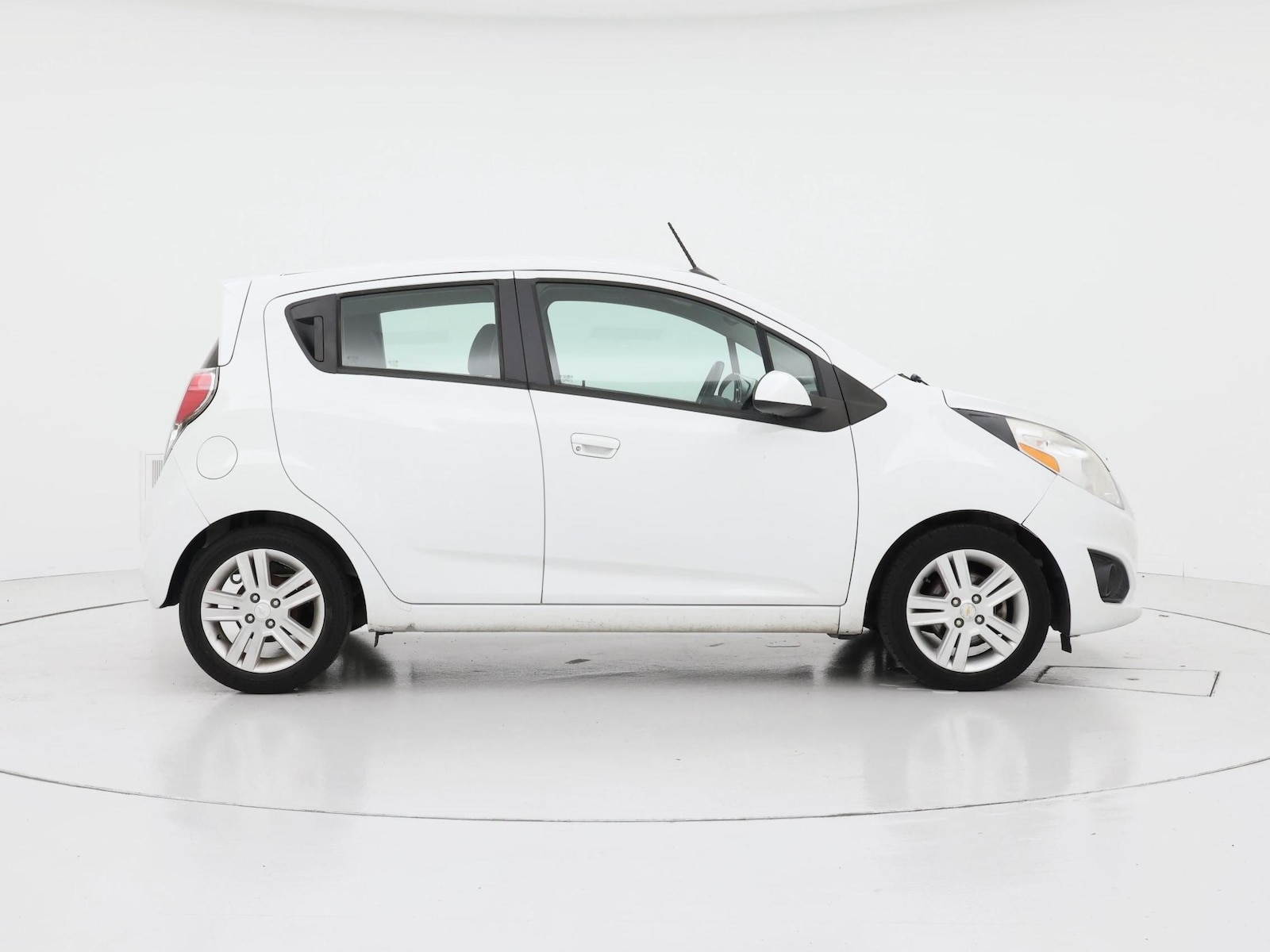 2014 Chevrolet Spark 1LT - Photo 8