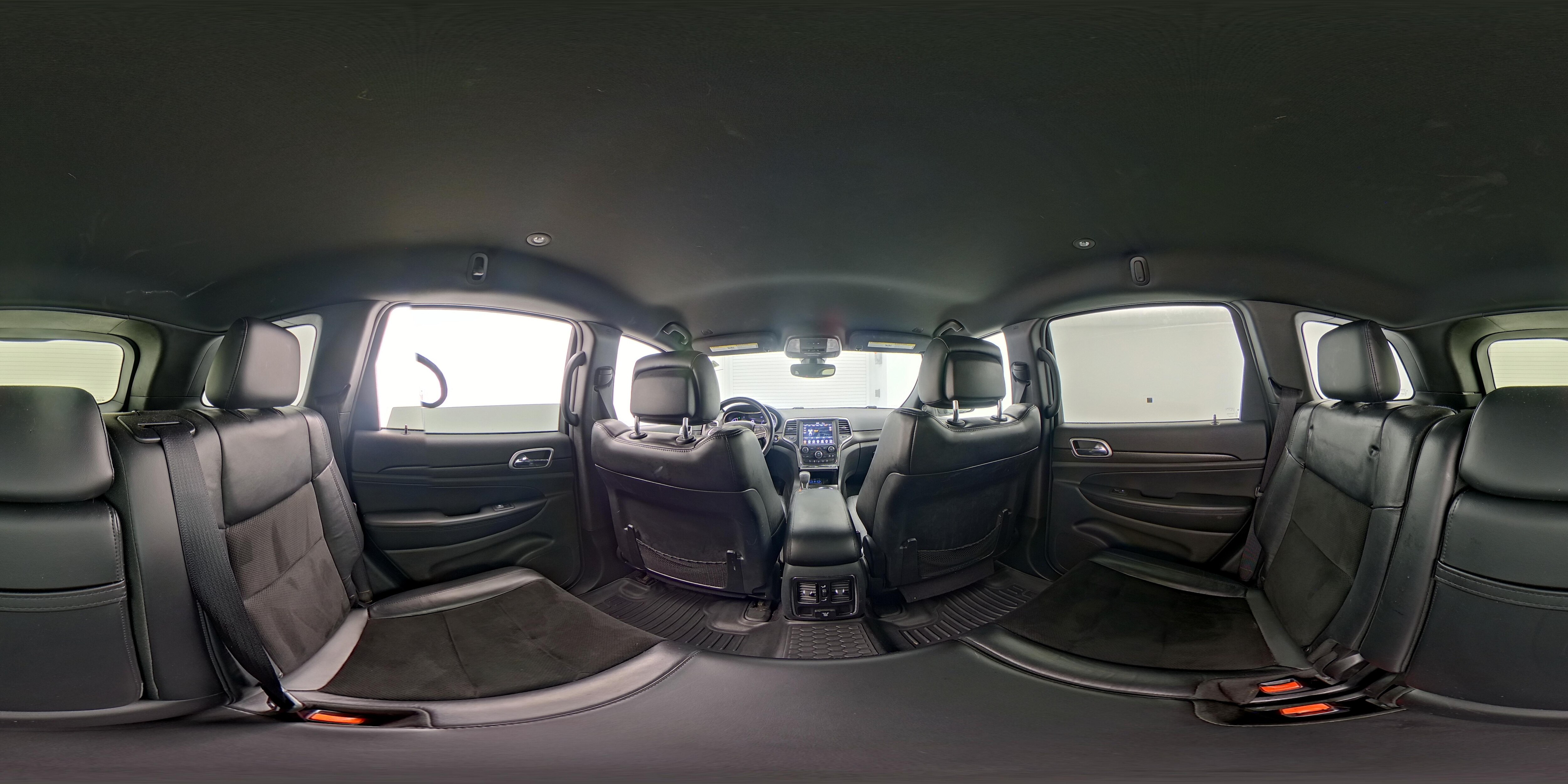 2018 Jeep Grand Cherokee Altitude - Photo 26