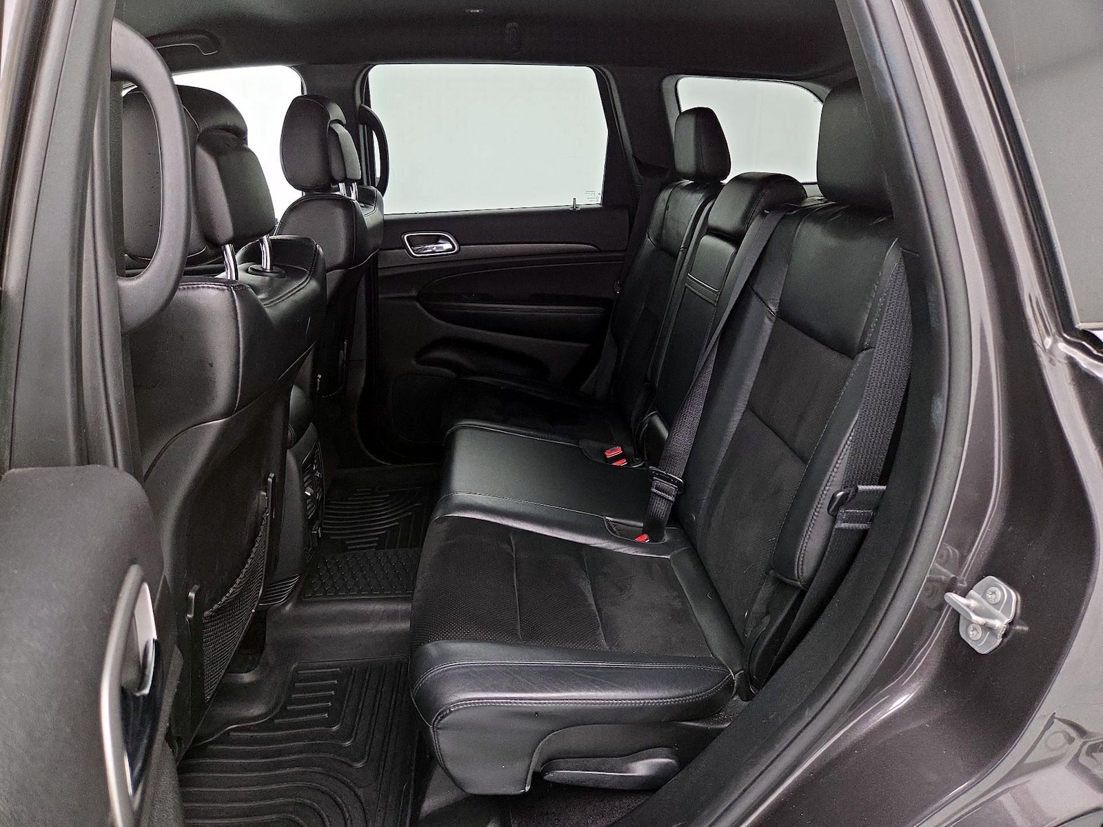 2018 Jeep Grand Cherokee Altitude - Photo 21