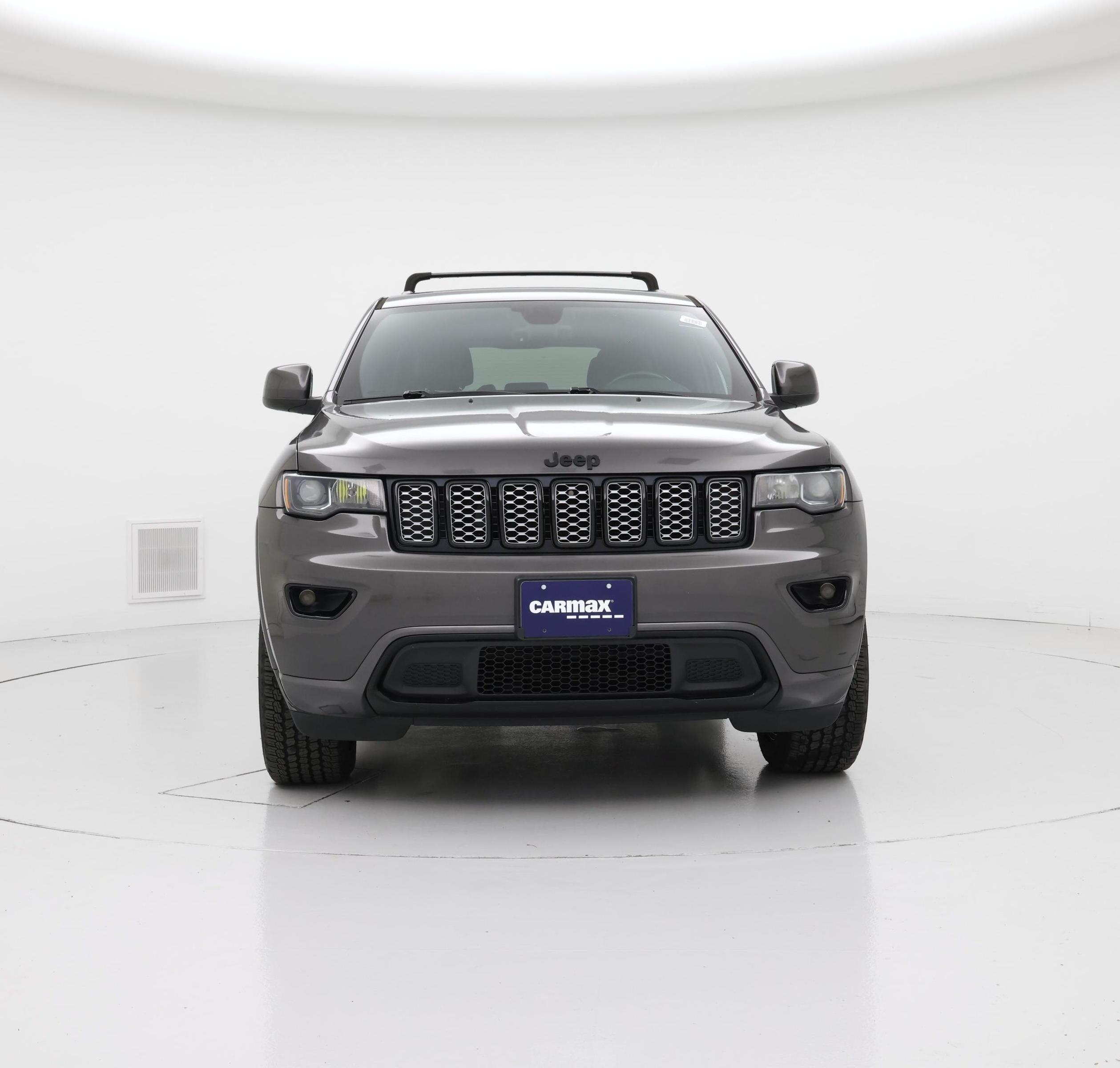 Thumbnail: 2018 Jeep Grand Cherokee - 5