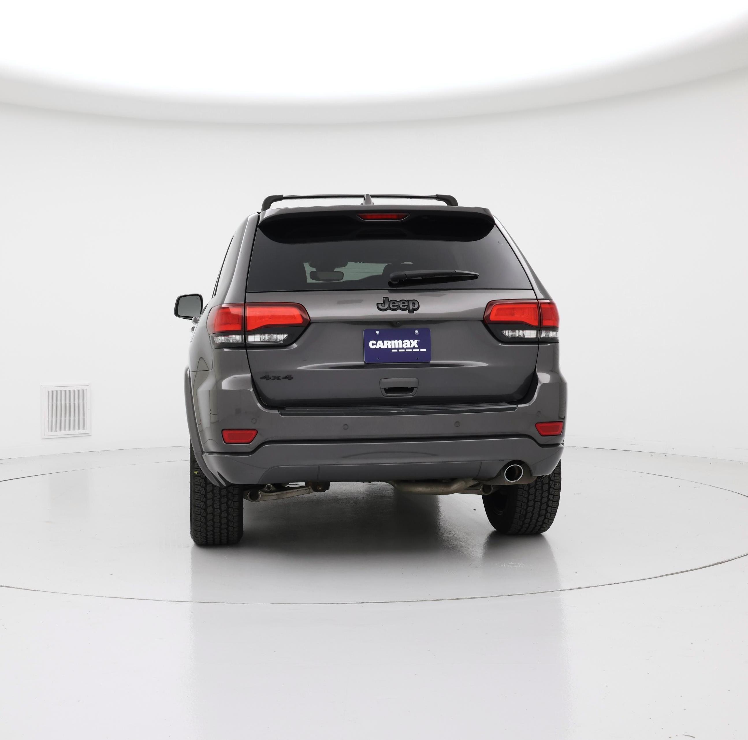 Thumbnail: 2018 Jeep Grand Cherokee - 6