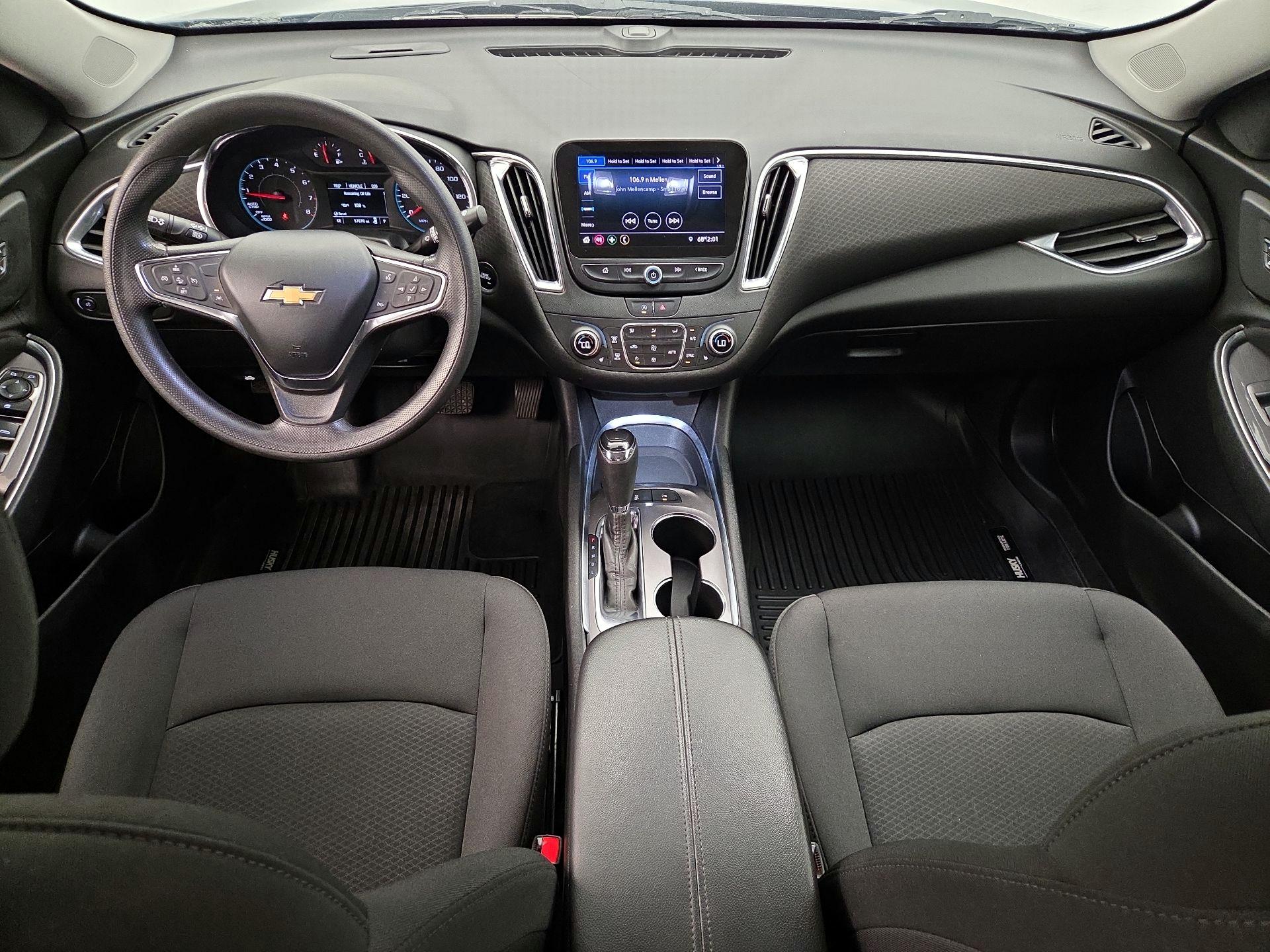 Thumbnail: 2020 Chevrolet Malibu - 9
