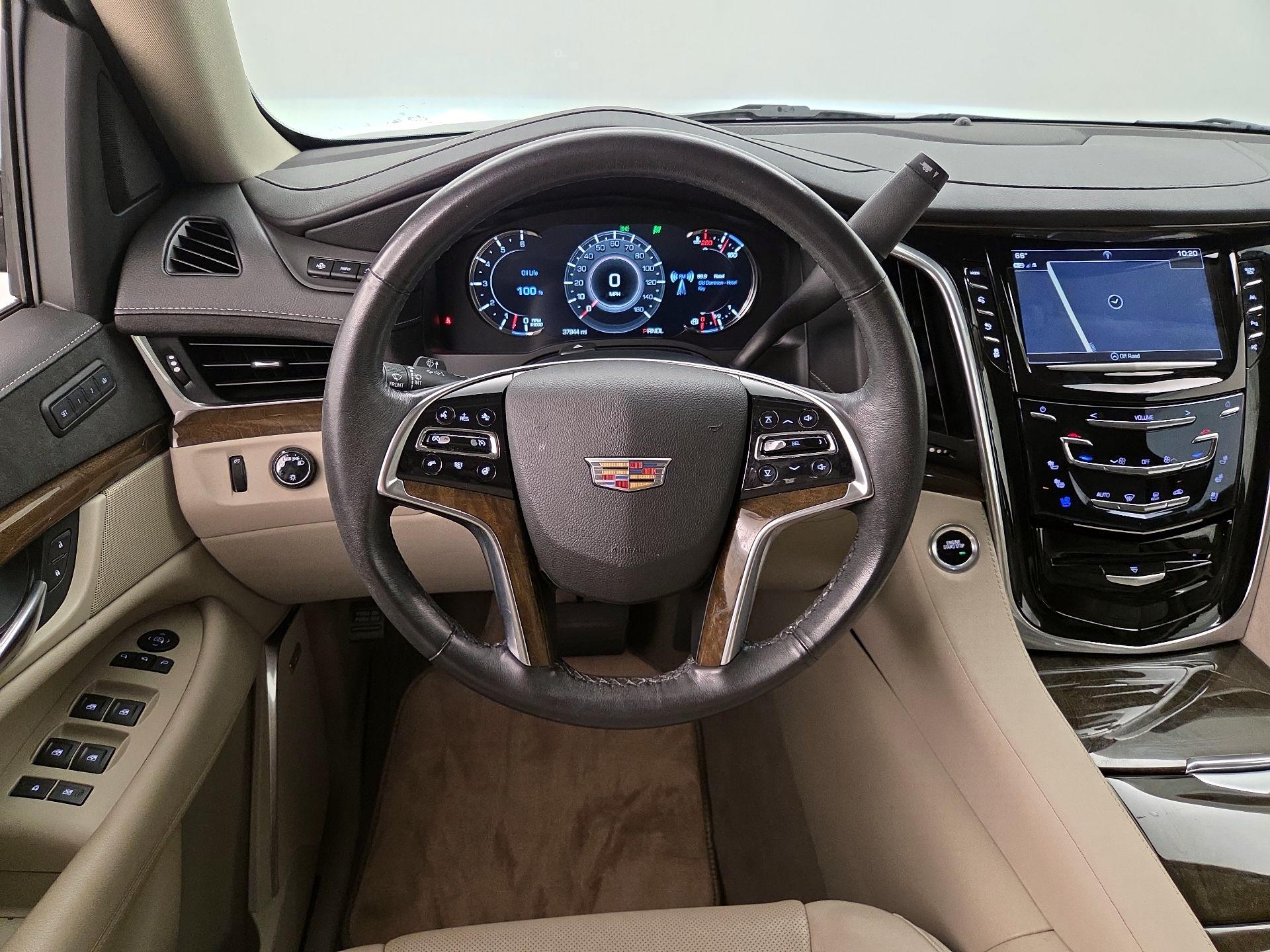 Thumbnail: 2020 Cadillac Escalade - 10