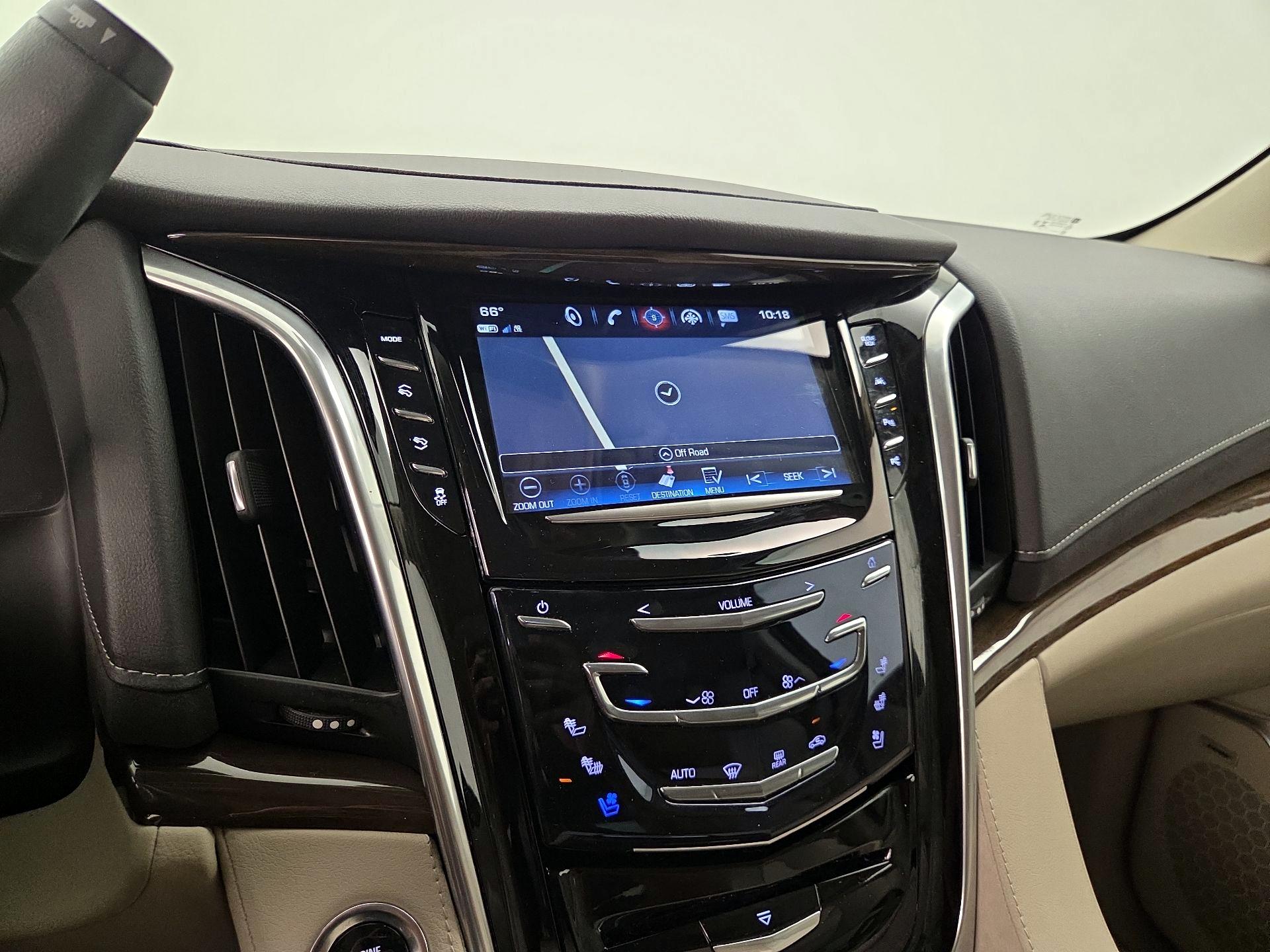 Thumbnail: 2020 Cadillac Escalade - 14