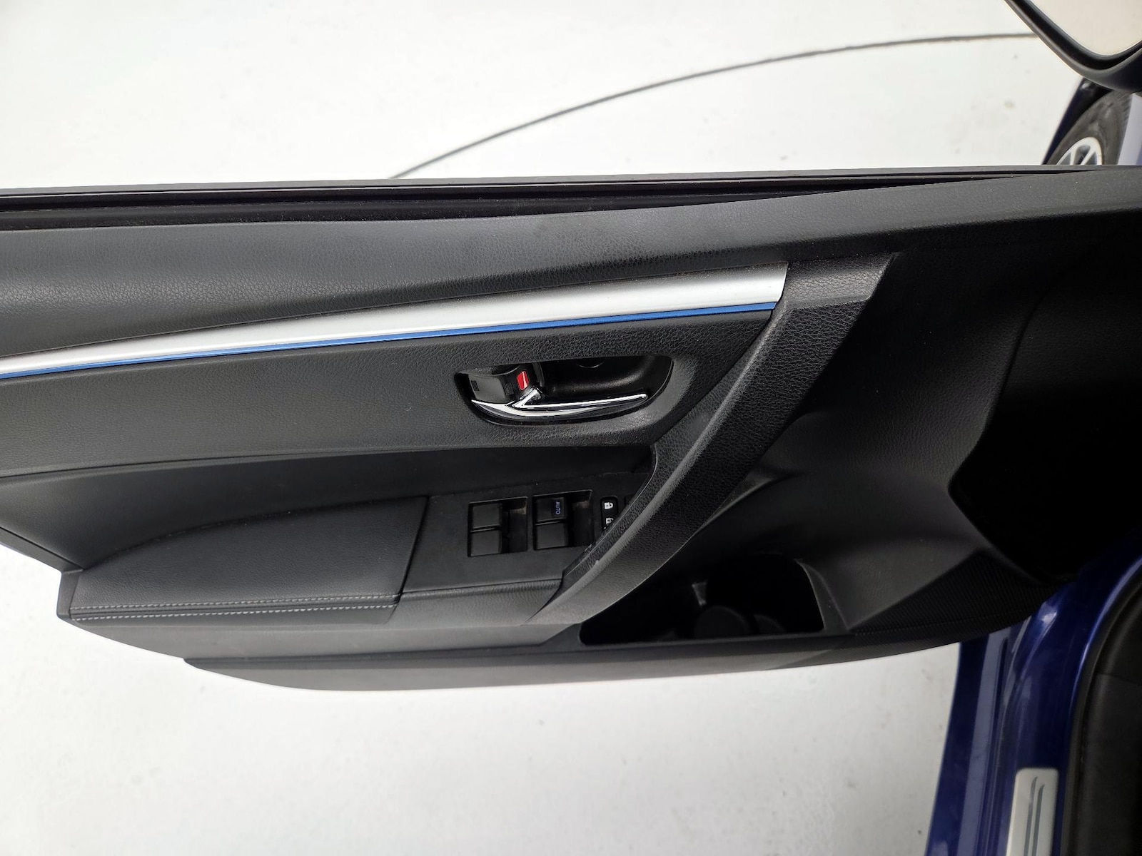 2016 Toyota Corolla S Plus - Photo 13