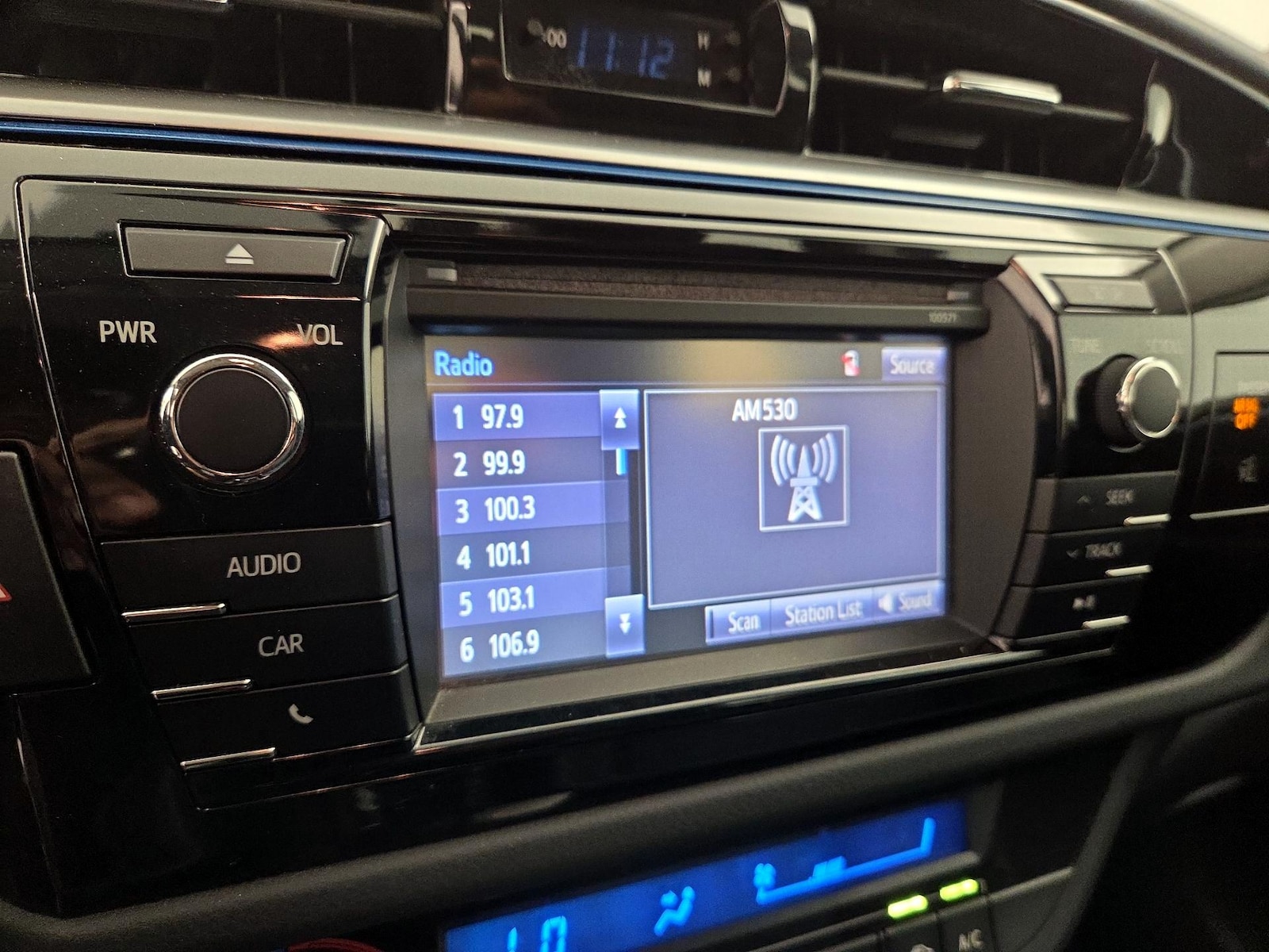 2016 Toyota Corolla S Plus - Photo 16