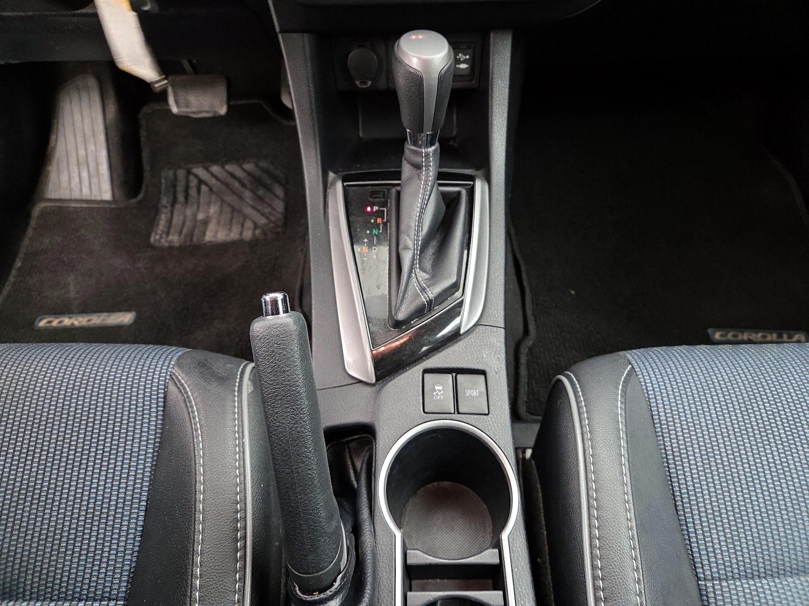 2016 Toyota Corolla S Plus - Photo 18