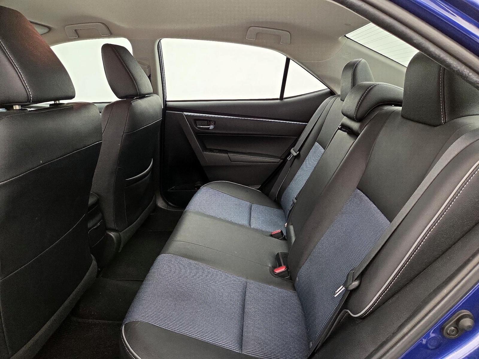 2016 Toyota Corolla S Plus - Photo 20