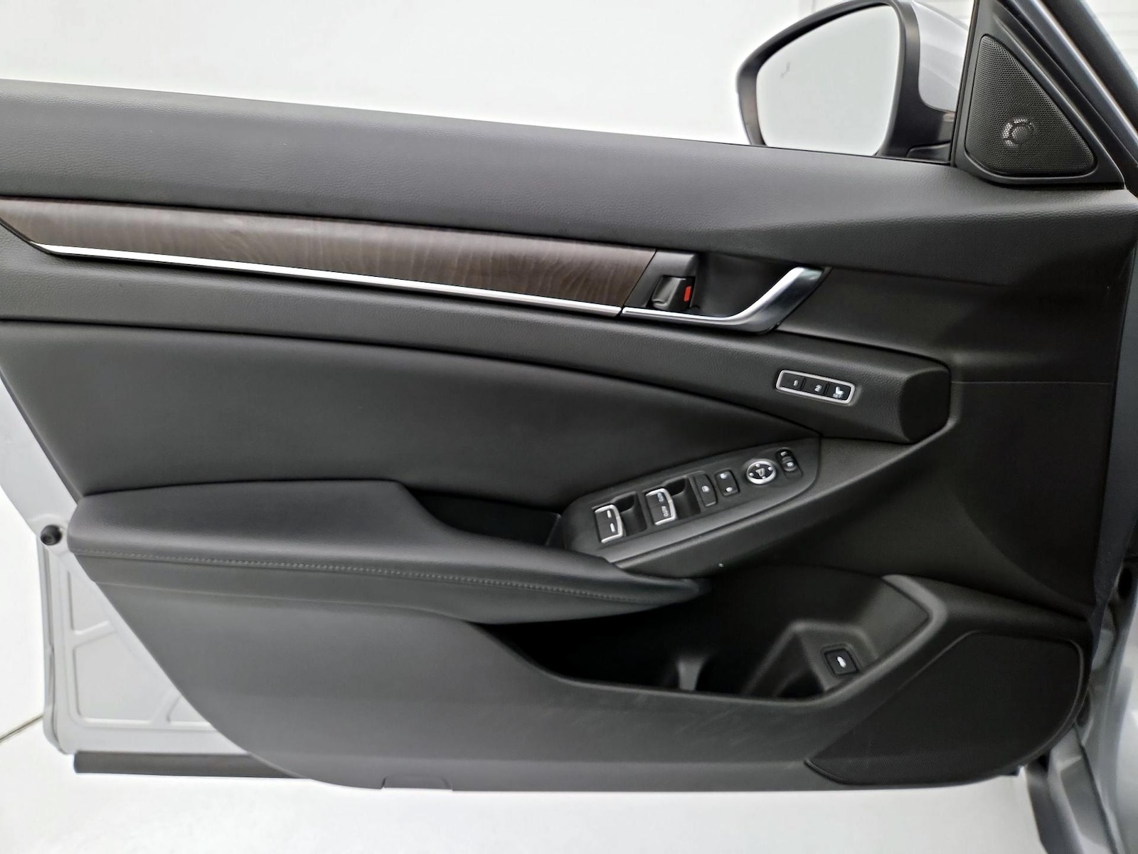 2018 Honda Accord EX-L - Photo 13