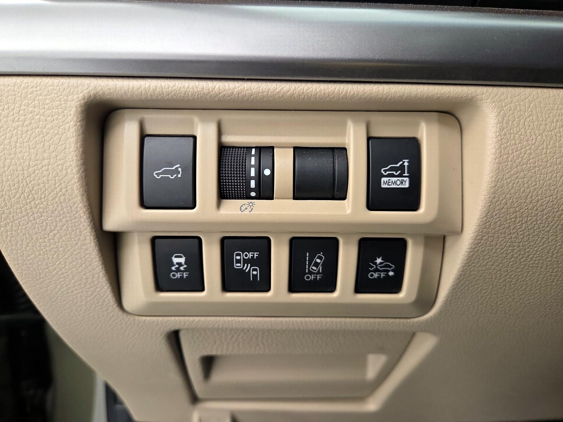 Thumbnail: 2019 Subaru Outback - 13