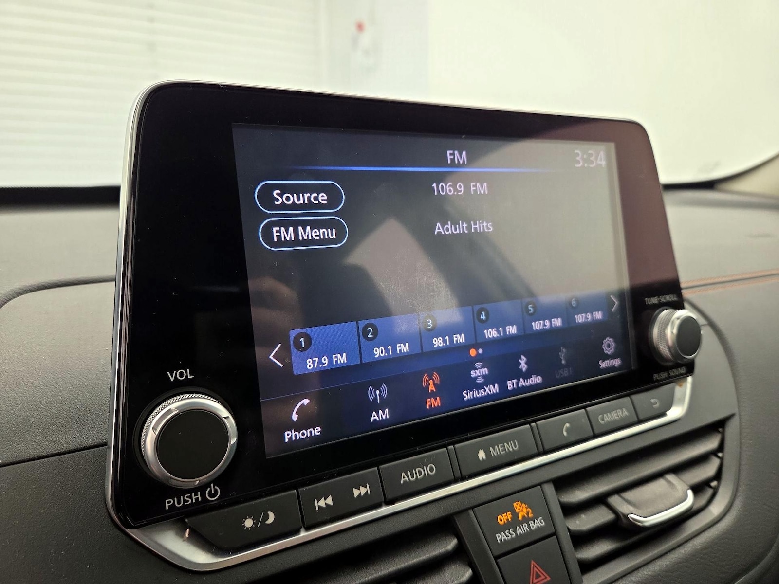 2020 Nissan Altima SR - Photo 16