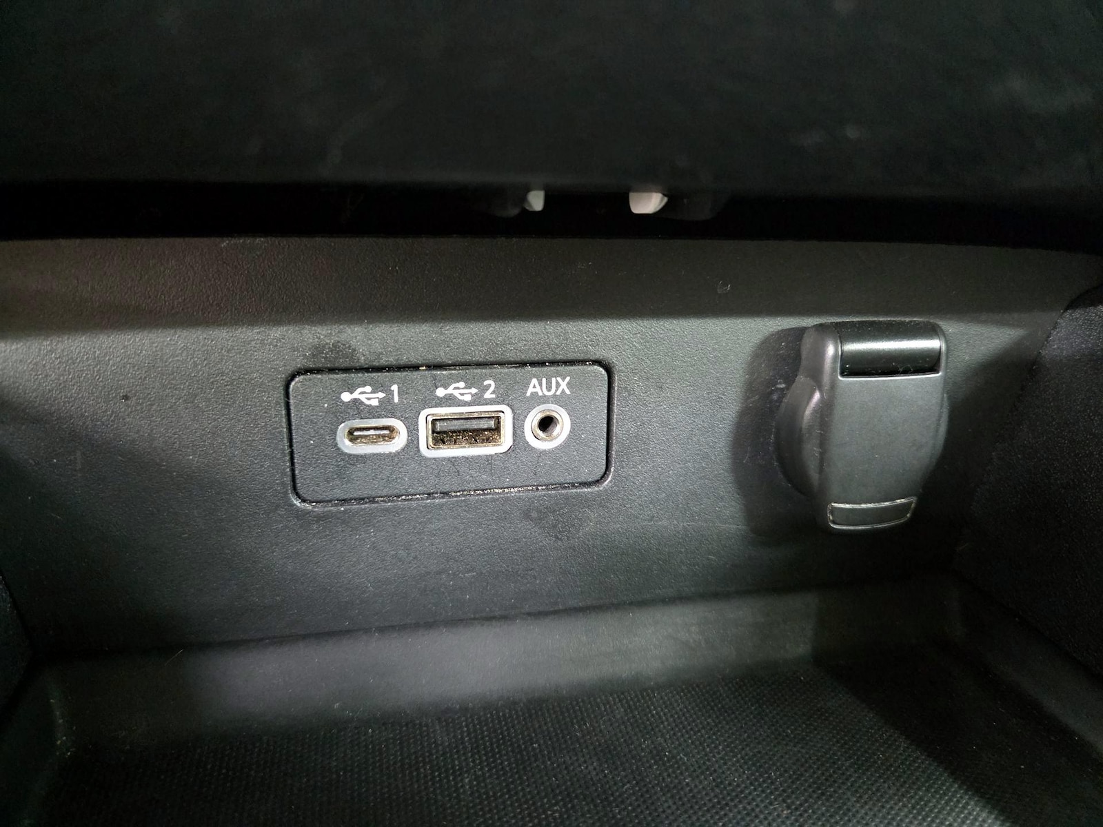 2020 Nissan Altima SR - Photo 19