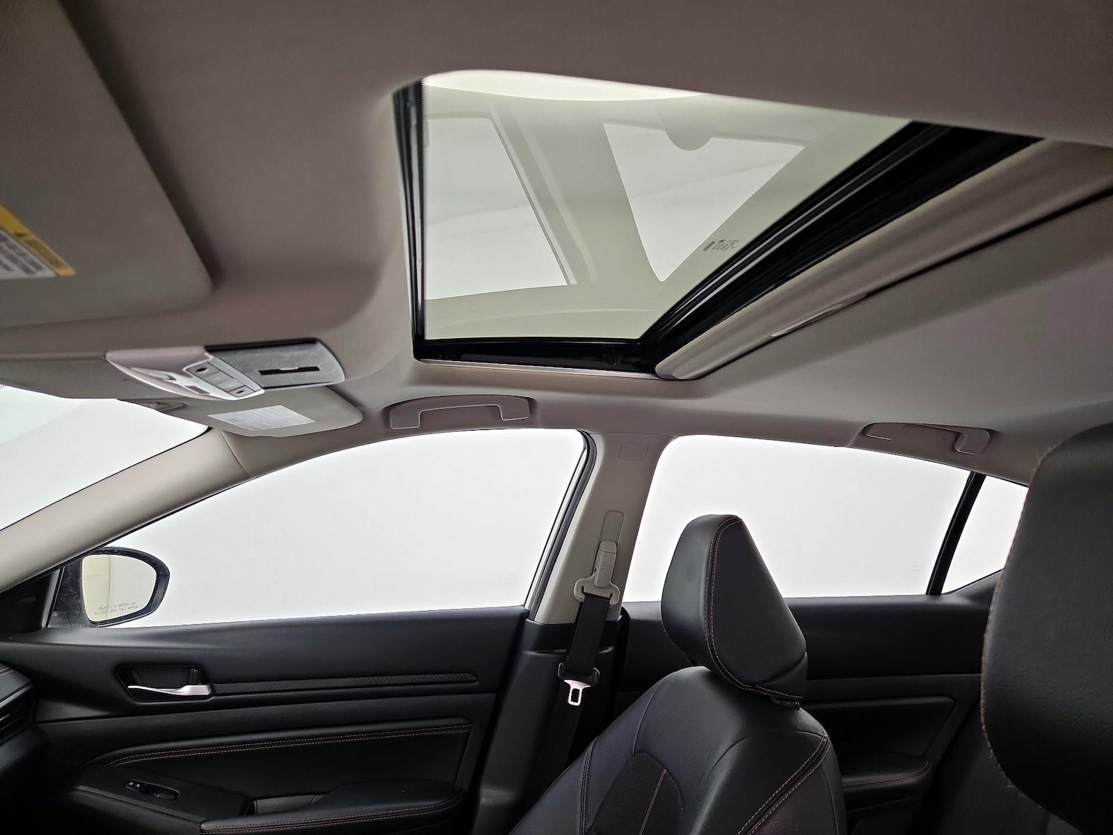 2020 Nissan Altima SR - Photo 20