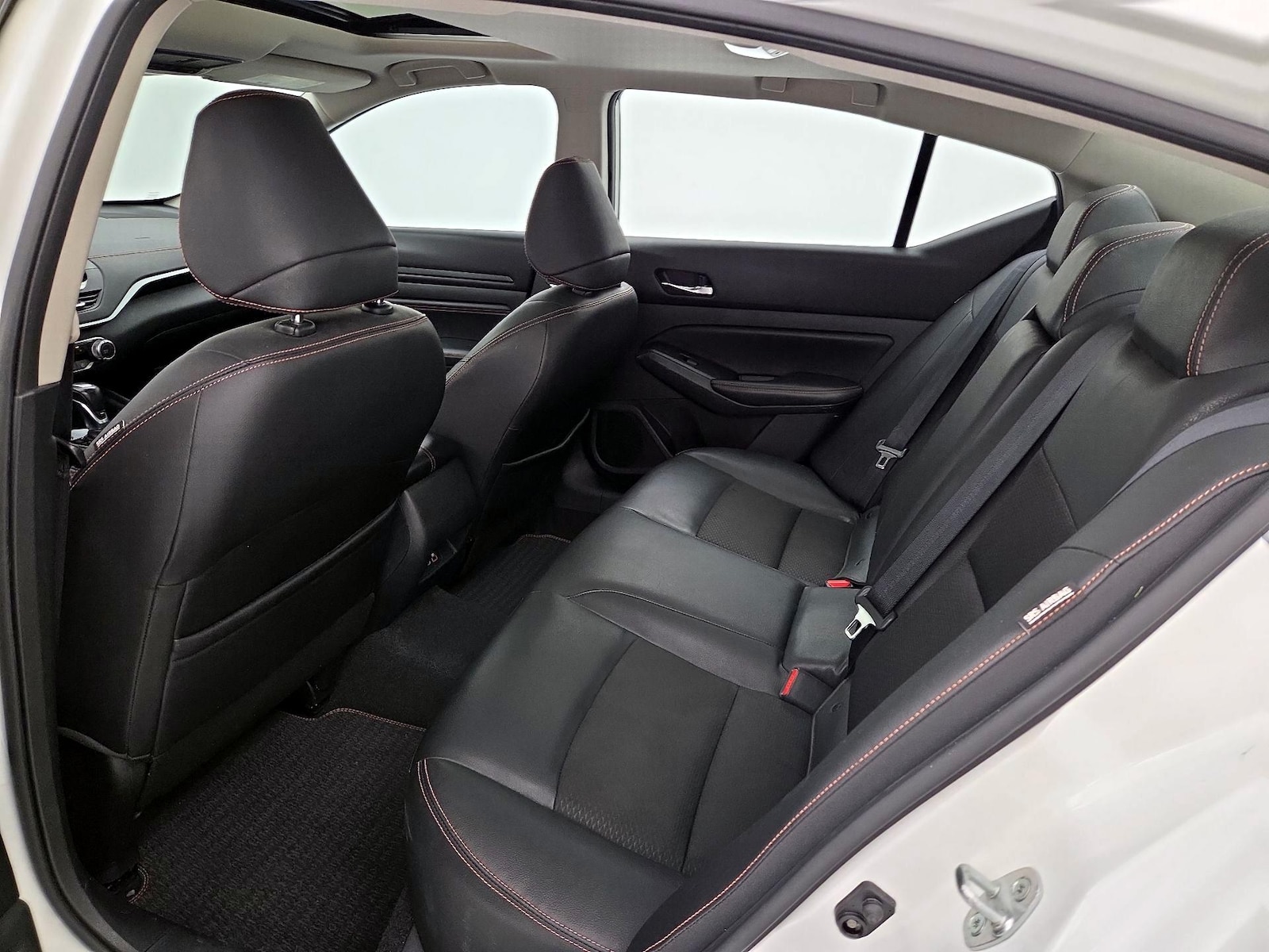 2020 Nissan Altima SR - Photo 21