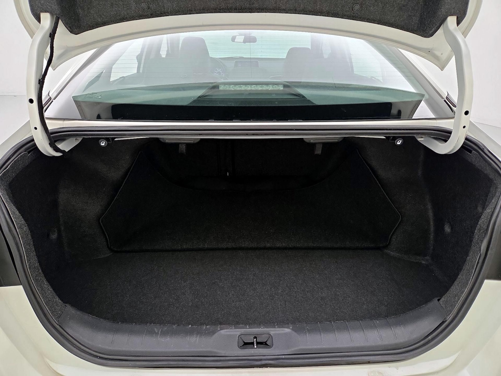 2020 Nissan Altima SR - Photo 22
