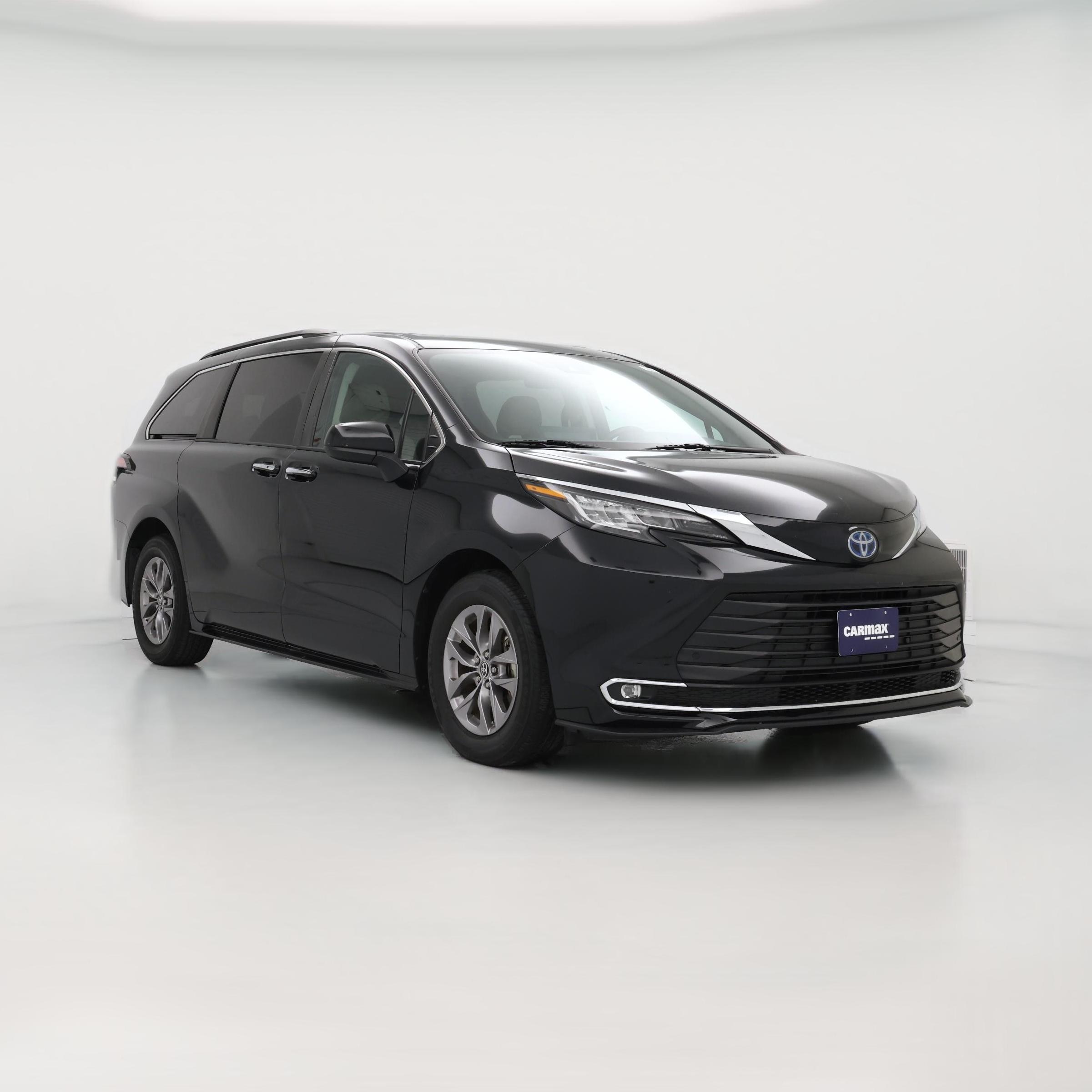 Thumbnail: 2021 Toyota Sienna - 1
