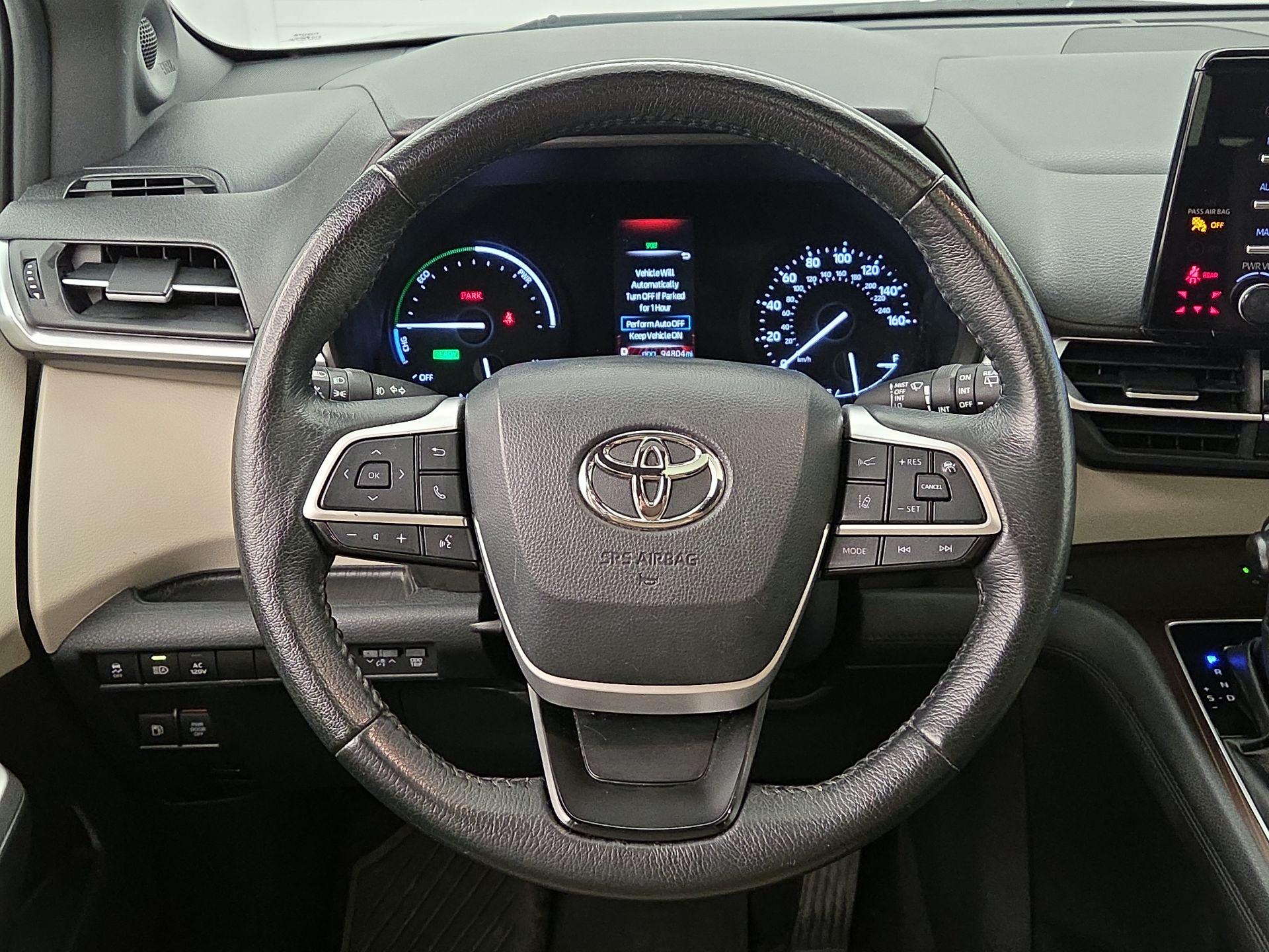 Thumbnail: 2021 Toyota Sienna - 10